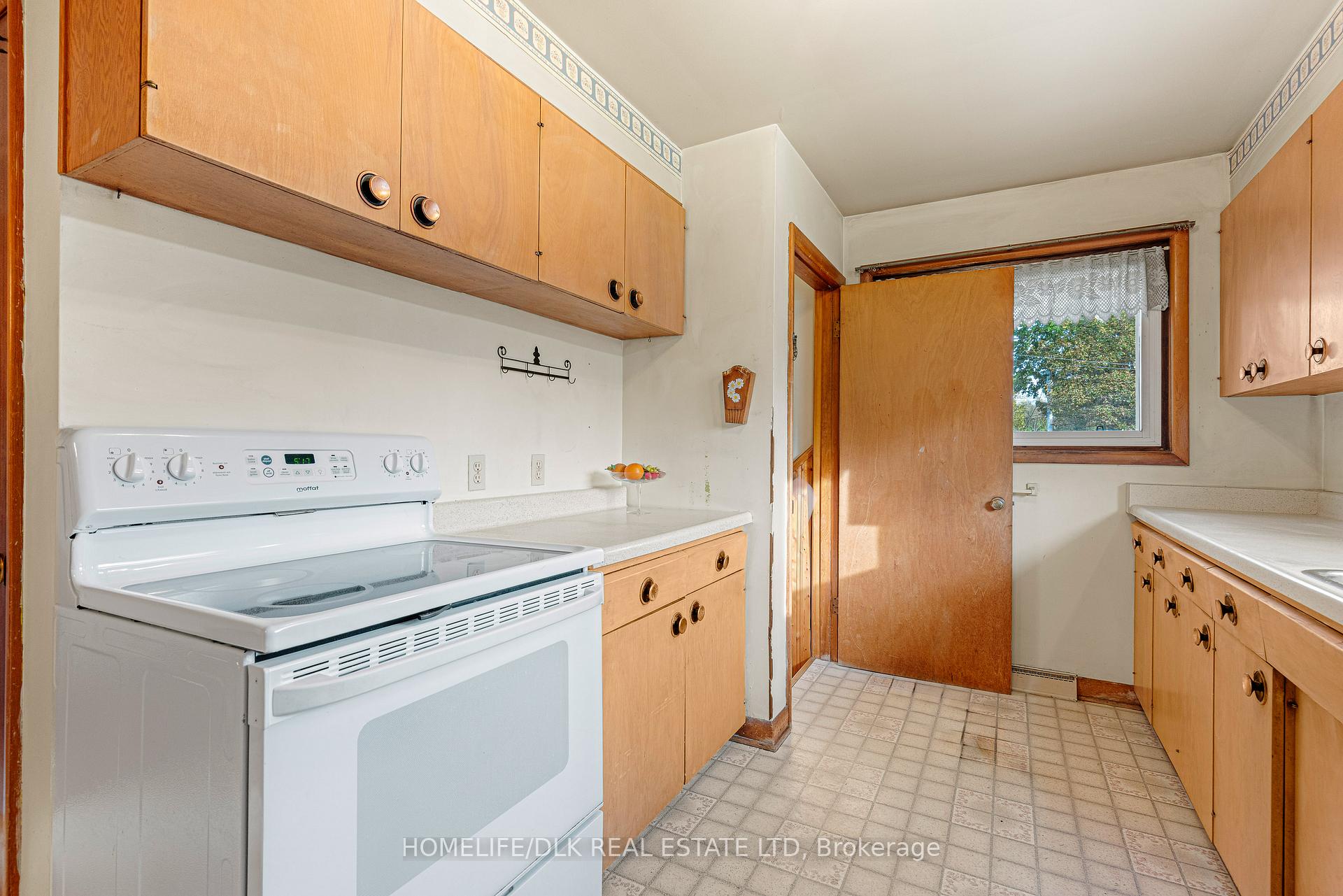 Photo 13 of 11 Fairmont Place, Brockville, Brockville — HOMEH