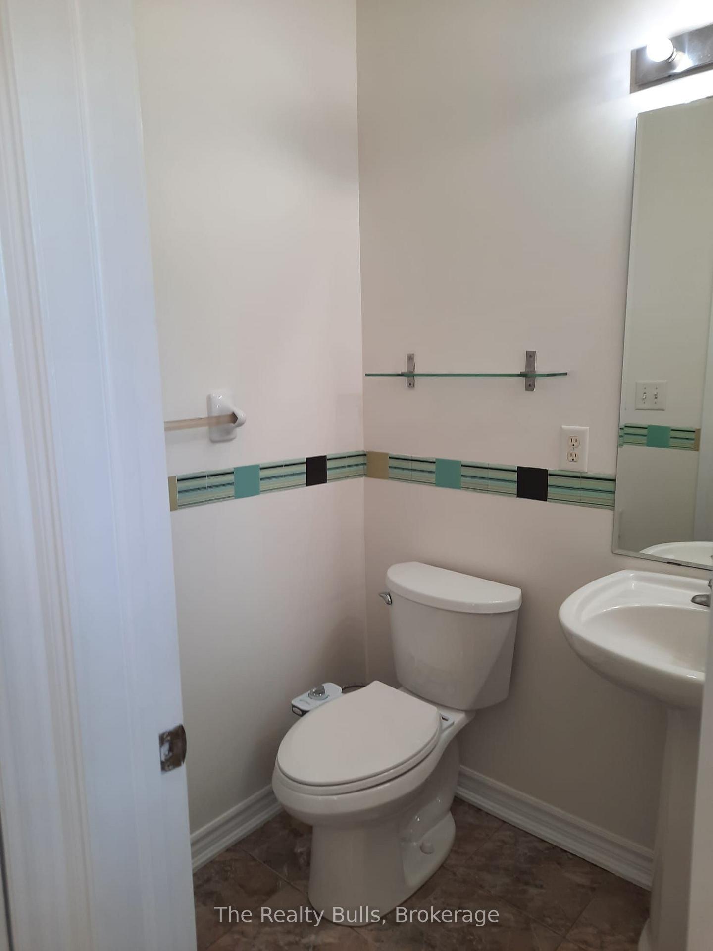 Photo 10 of 21 Arctic Fox Crescent, Brampton, Sandringham-Wellington — HOMEH