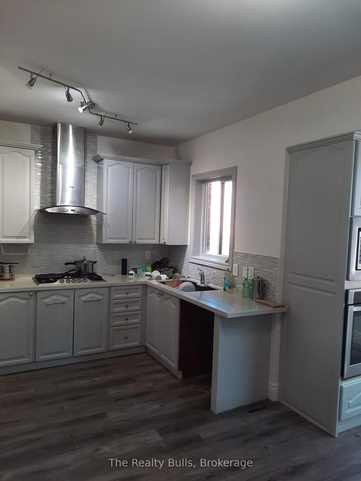 Photo 14 of 21 Arctic Fox Crescent, Brampton, Sandringham-Wellington — HOMEH