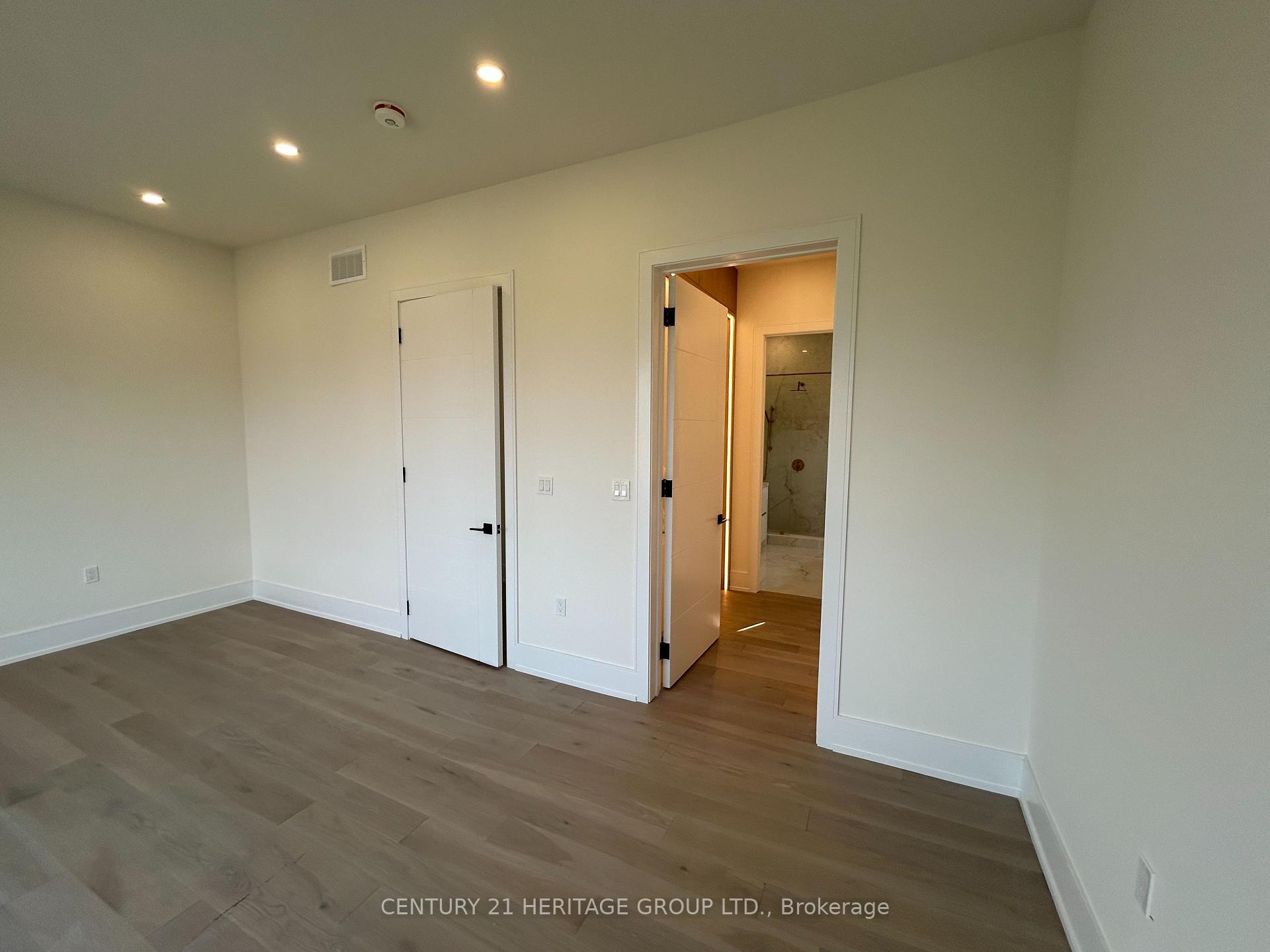 Photo 15 of 3717 Lakepoint Drive, Severn, West Shore — HOMEH