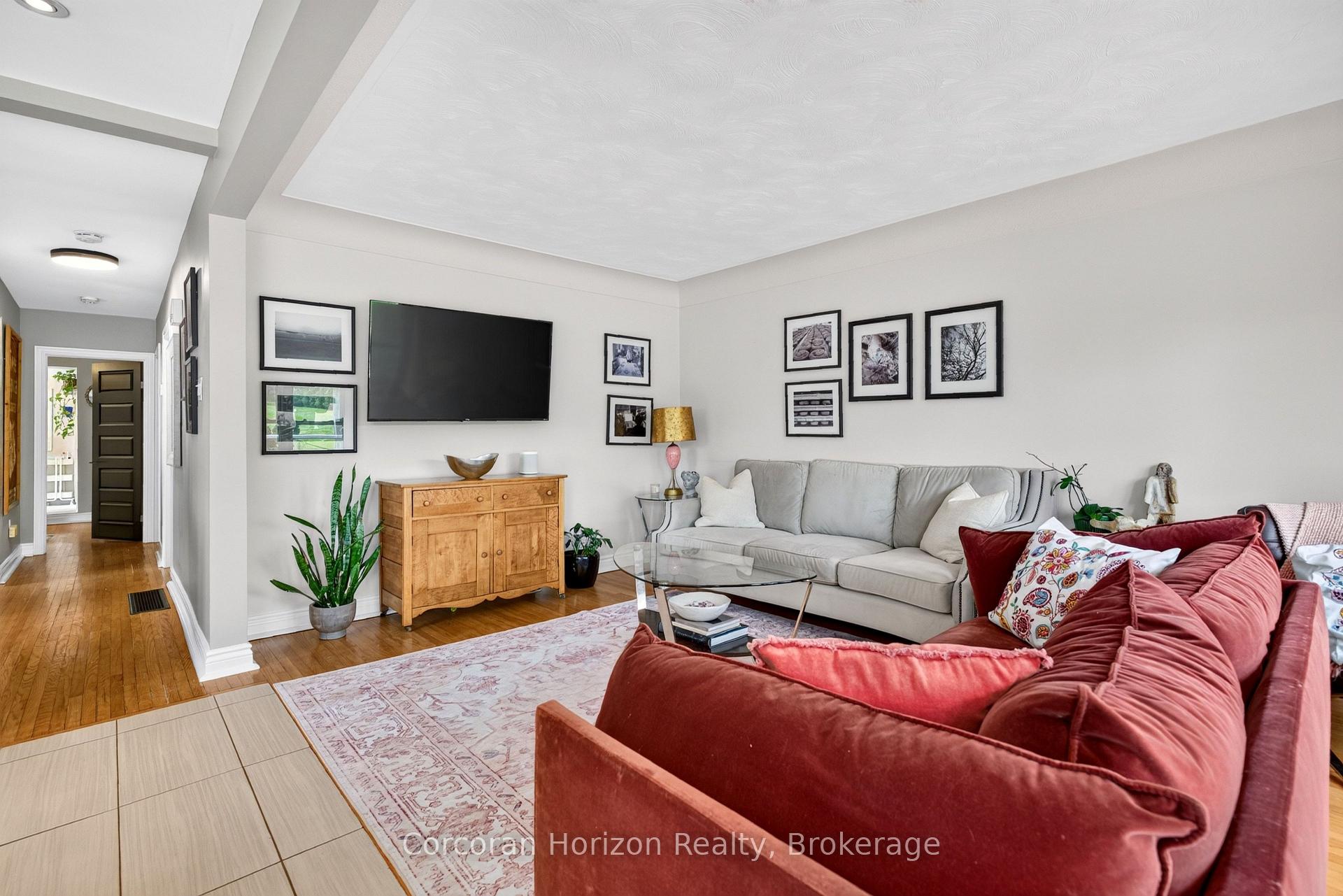 Photo 21 of 592 Aberdeen Avenue, Hamilton, Kirkendall — HOMEH