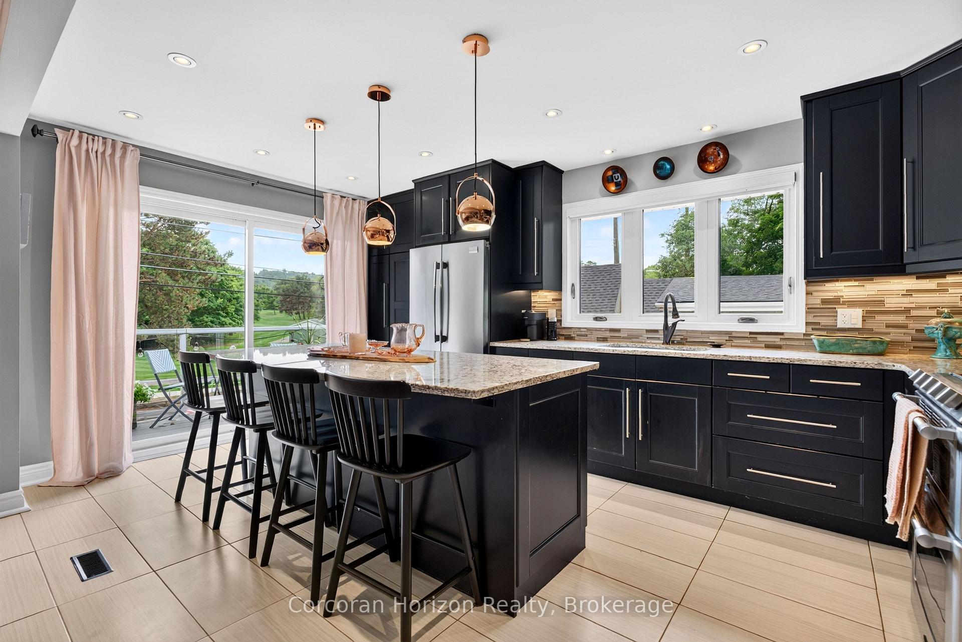 Photo 26 of 592 Aberdeen Avenue, Hamilton, Kirkendall — HOMEH
