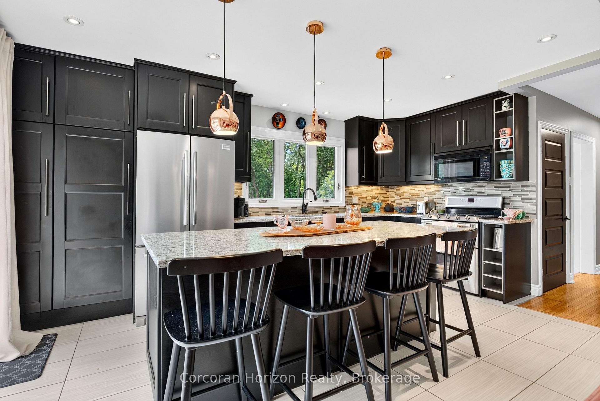 Photo 30 of 592 Aberdeen Avenue, Hamilton, Kirkendall — HOMEH