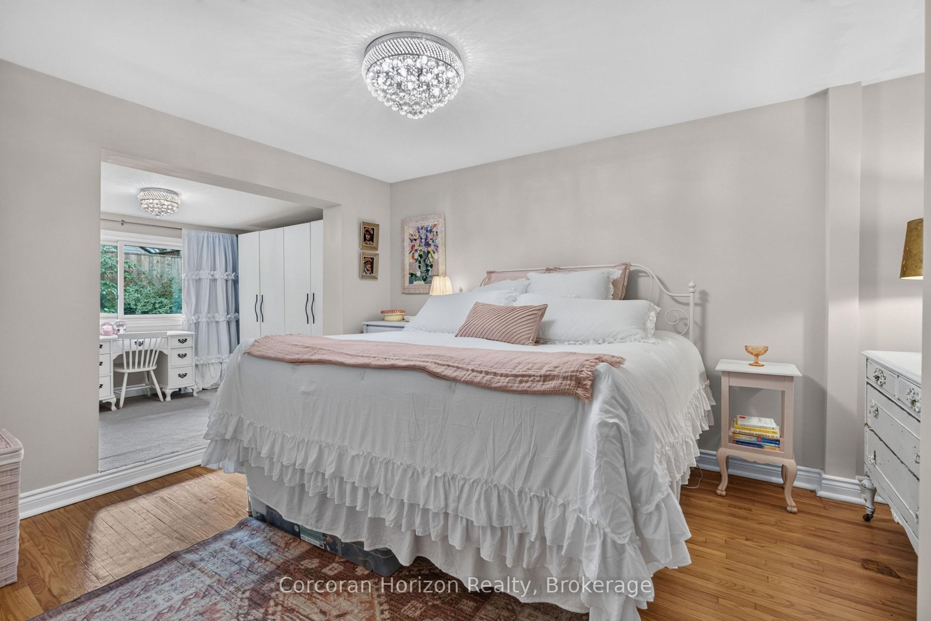 Photo 46 of 592 Aberdeen Avenue, Hamilton, Kirkendall — HOMEH