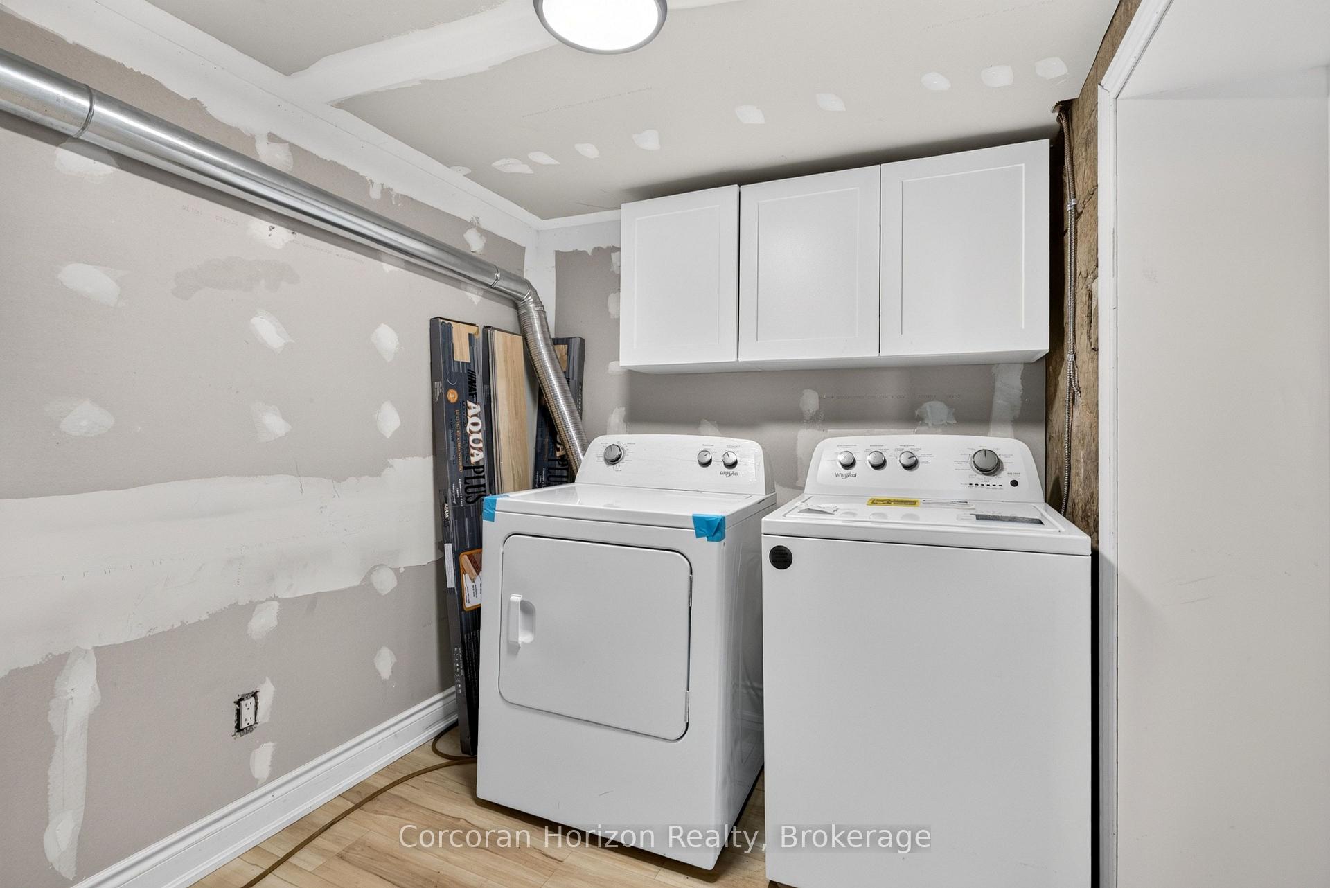 Photo 94 of 592 Aberdeen Avenue, Hamilton, Kirkendall — HOMEH
