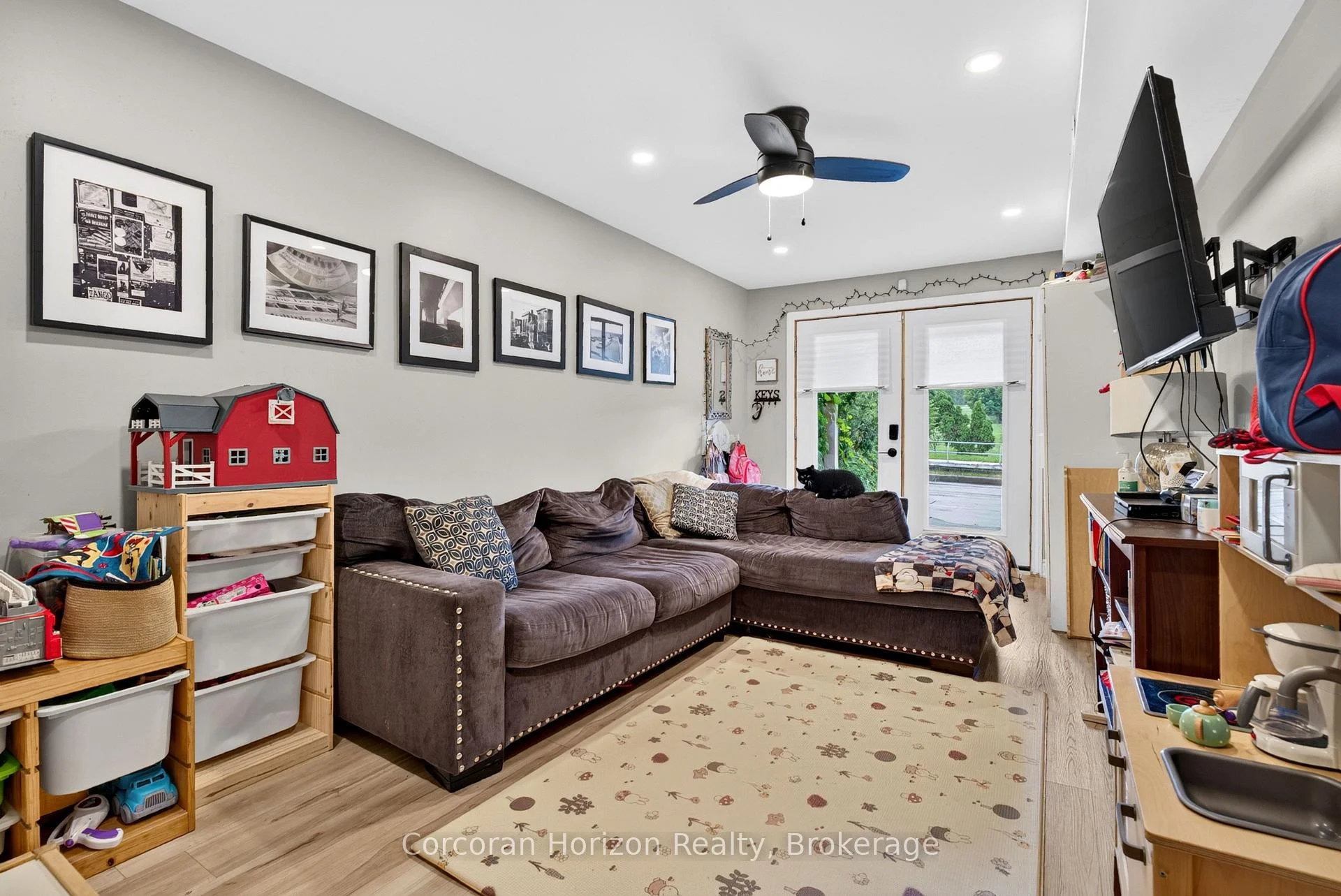 Photo 83 of 592 Aberdeen Avenue, Hamilton, Kirkendall — HOMEH