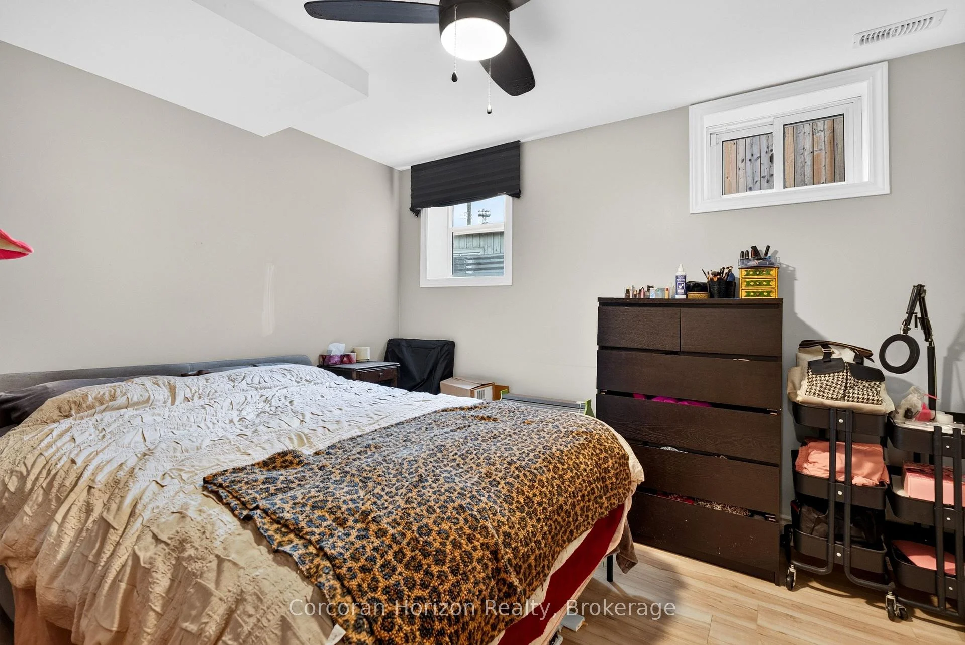 Photo 85 of 592 Aberdeen Avenue, Hamilton, Kirkendall — HOMEH
