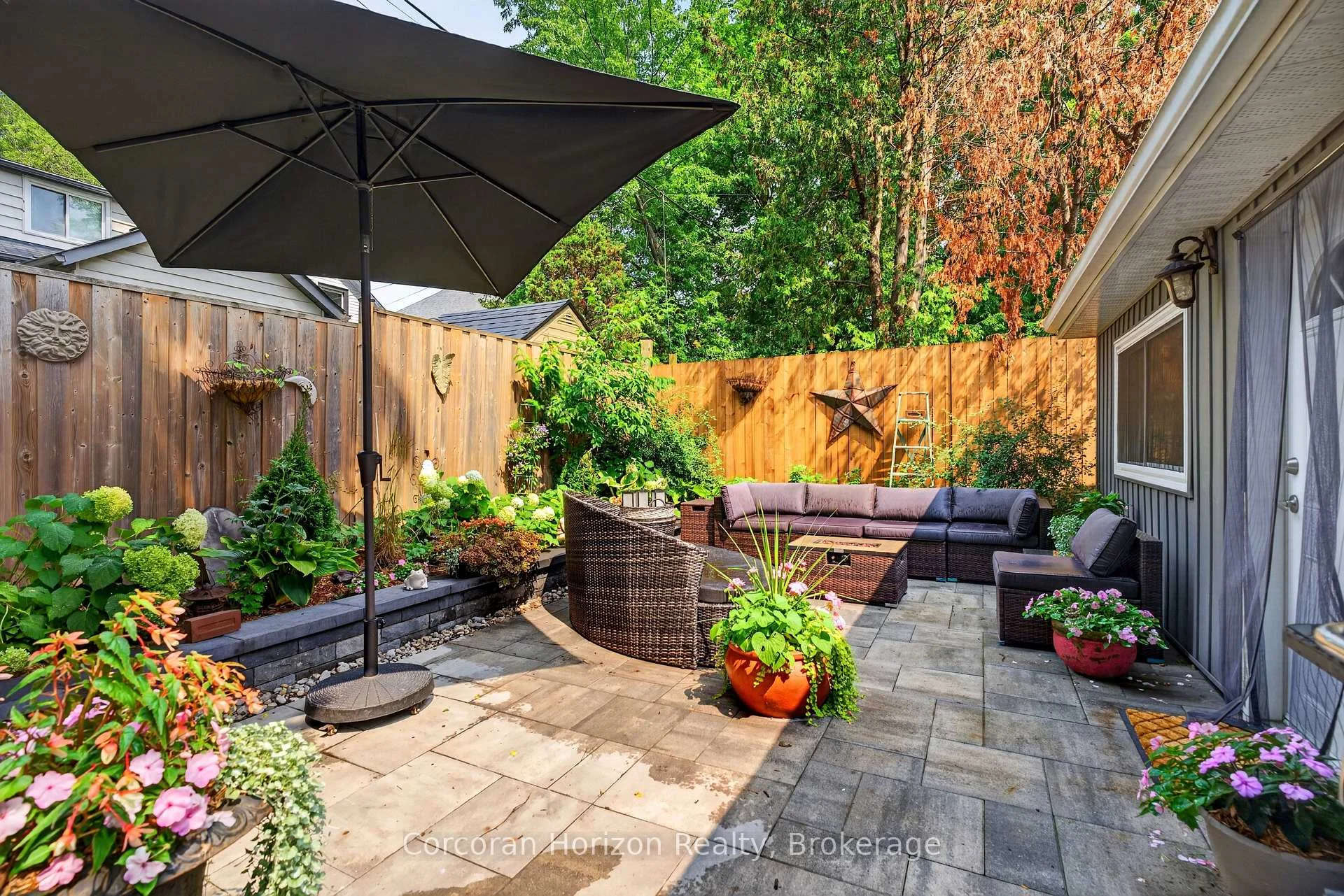 Photo 87 of 592 Aberdeen Avenue, Hamilton, Kirkendall — HOMEH