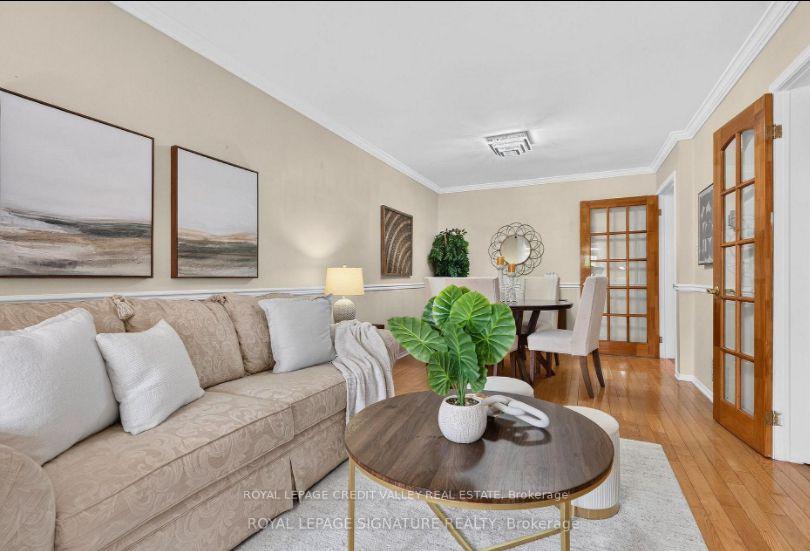 Photo 8 of 1642 Pepperwood Gate, Pickering, Brock Ridge — HOMEH