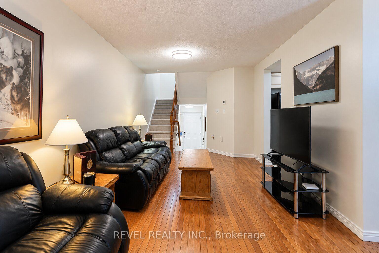 Photo 9 of Unit 4, 348 Highland Road W, Hamilton, Stoney Creek Mountain — HOMEH