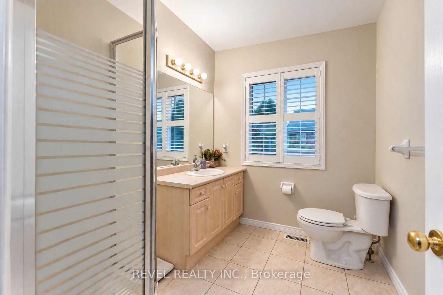 Photo 18 of Unit 4, 348 Highland Road W, Hamilton, Stoney Creek Mountain — HOMEH