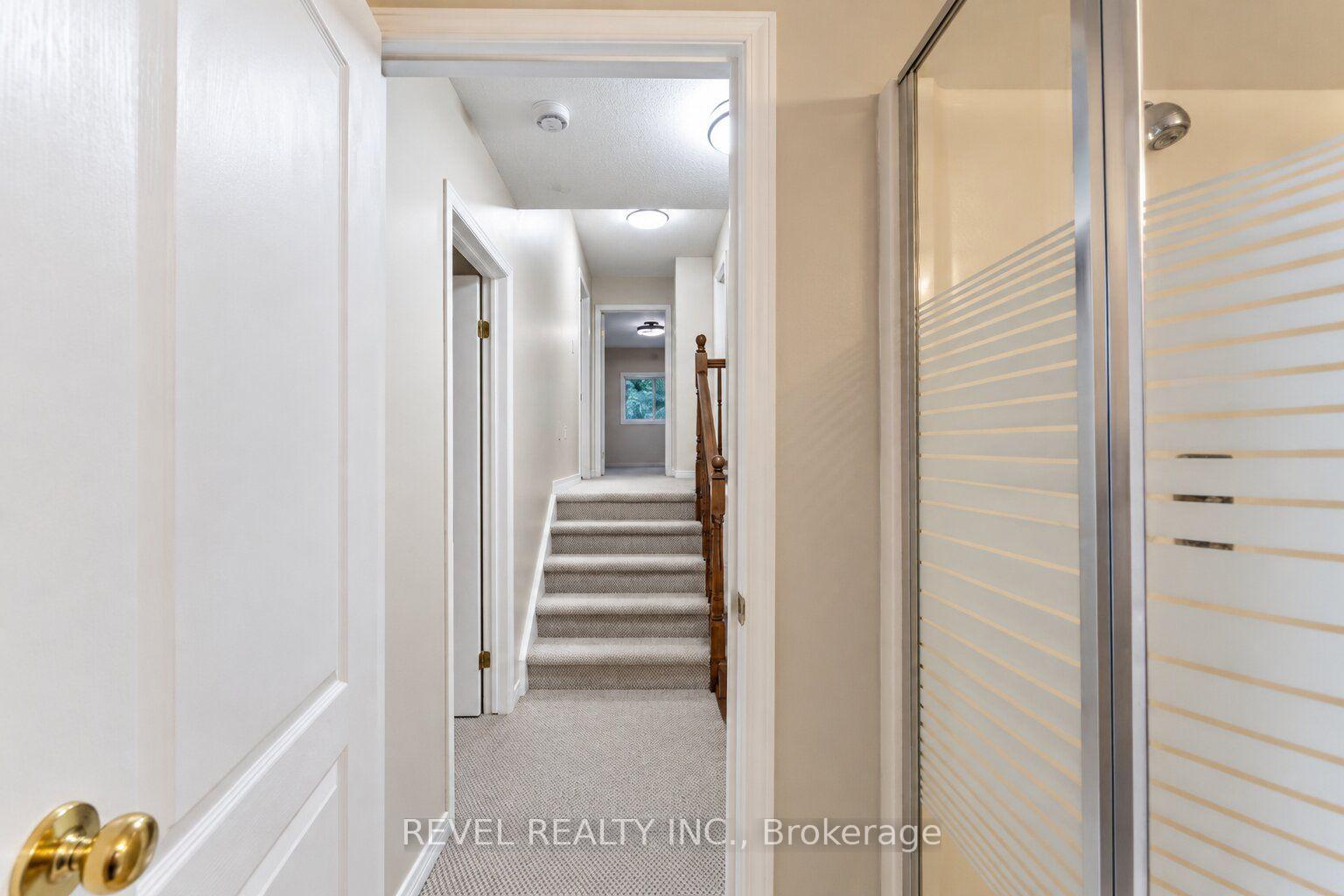 Photo 19 of Unit 4, 348 Highland Road W, Hamilton, Stoney Creek Mountain — HOMEH