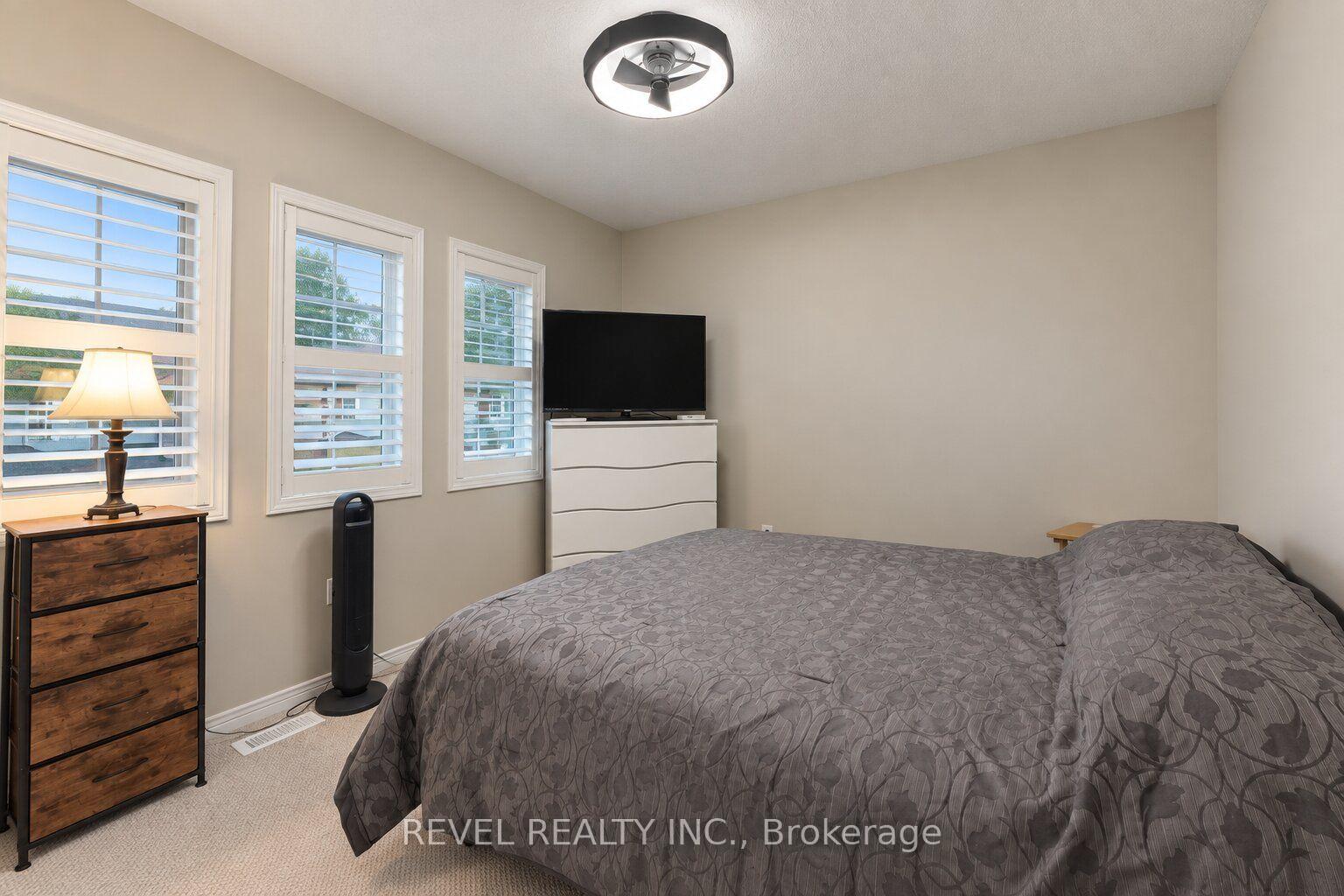 Photo 20 of Unit 4, 348 Highland Road W, Hamilton, Stoney Creek Mountain — HOMEH