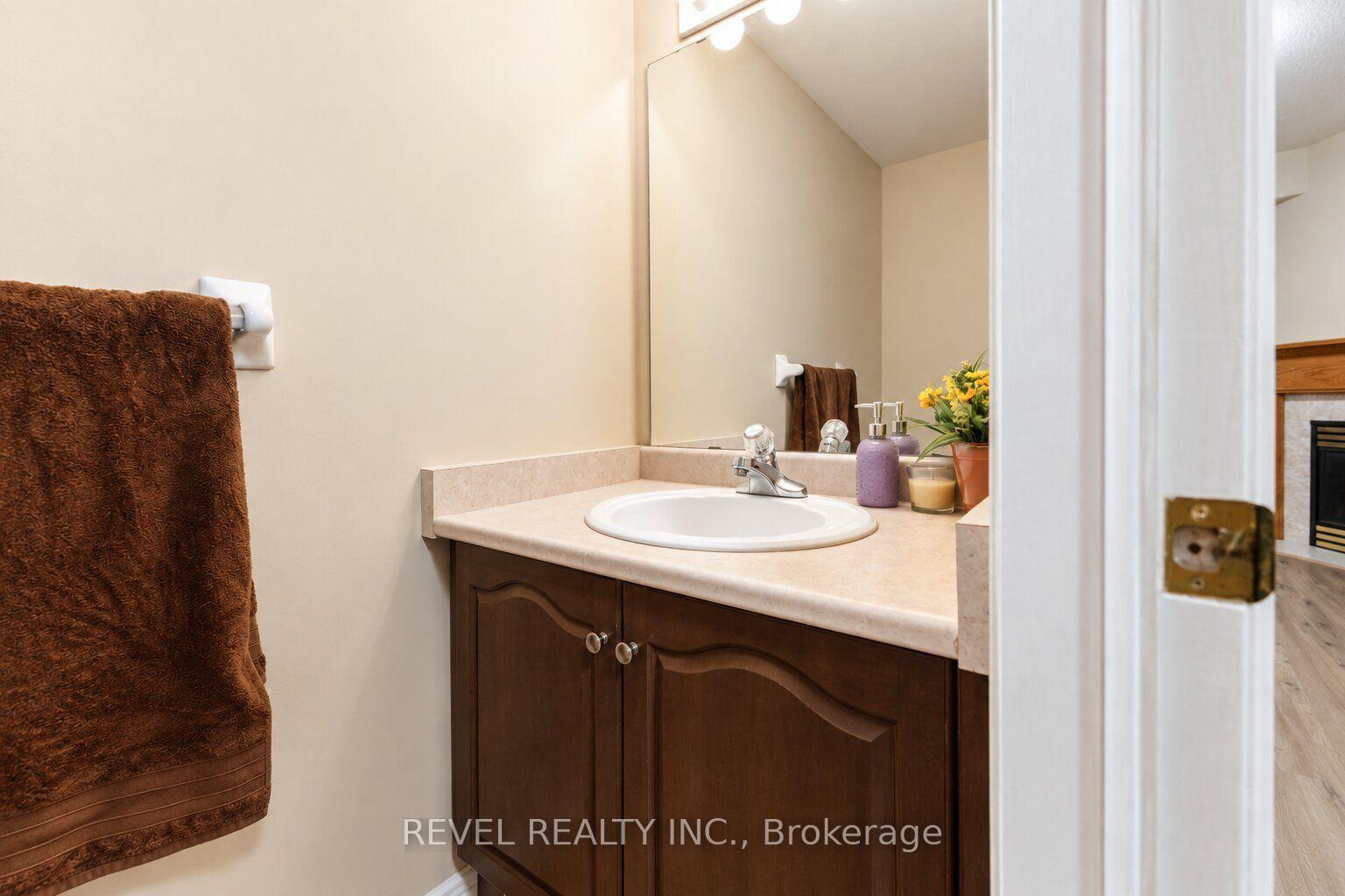 Photo 28 of Unit 4, 348 Highland Road W, Hamilton, Stoney Creek Mountain — HOMEH
