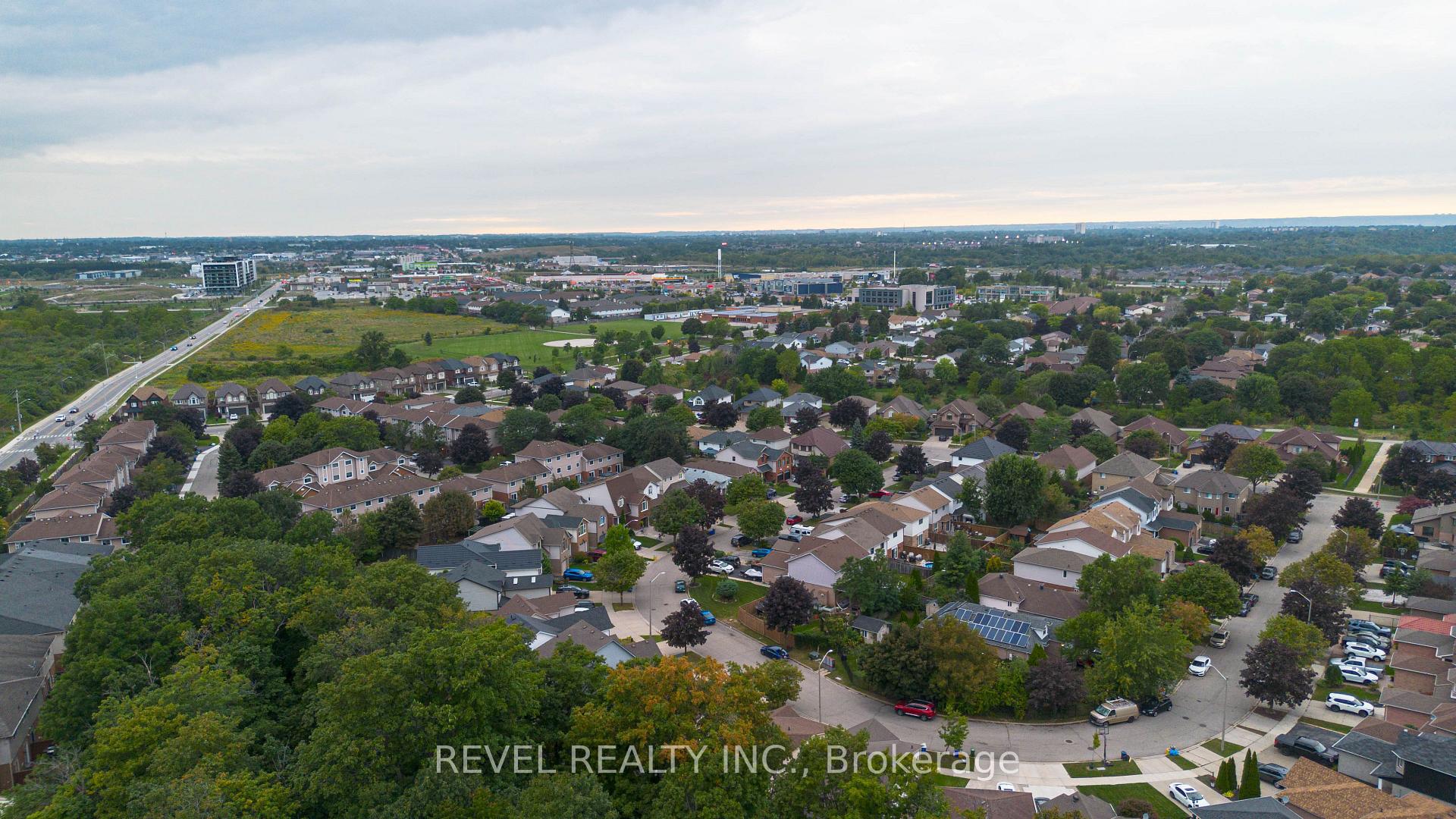 Photo 36 of Unit 4, 348 Highland Road W, Hamilton, Stoney Creek Mountain — HOMEH