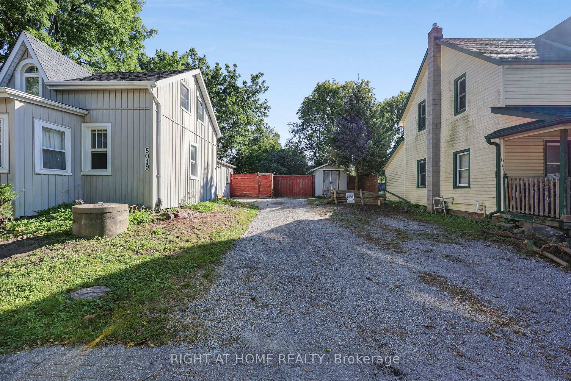 Photo 2 of 5019 Wixson Street, Pickering, Rural Pickering — HOMEH