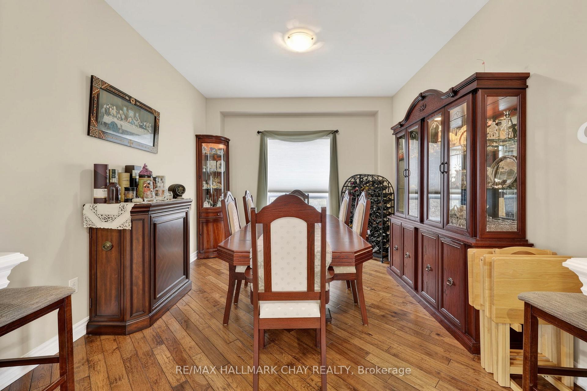 Photo 12 of 12 Orleans Avenue, Barrie, Innis-Shore — HOMEH