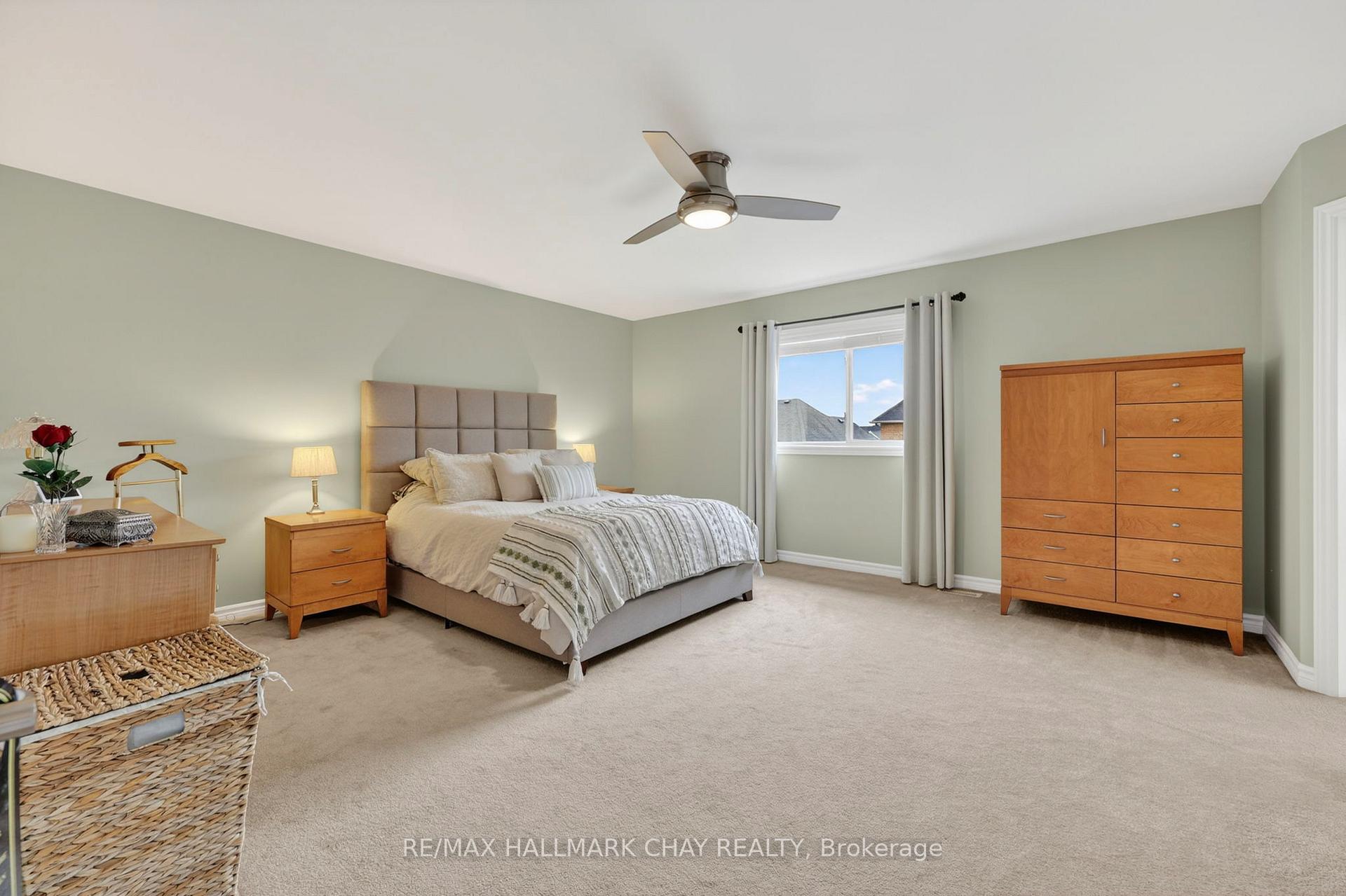 Photo 21 of 12 Orleans Avenue, Barrie, Innis-Shore — HOMEH