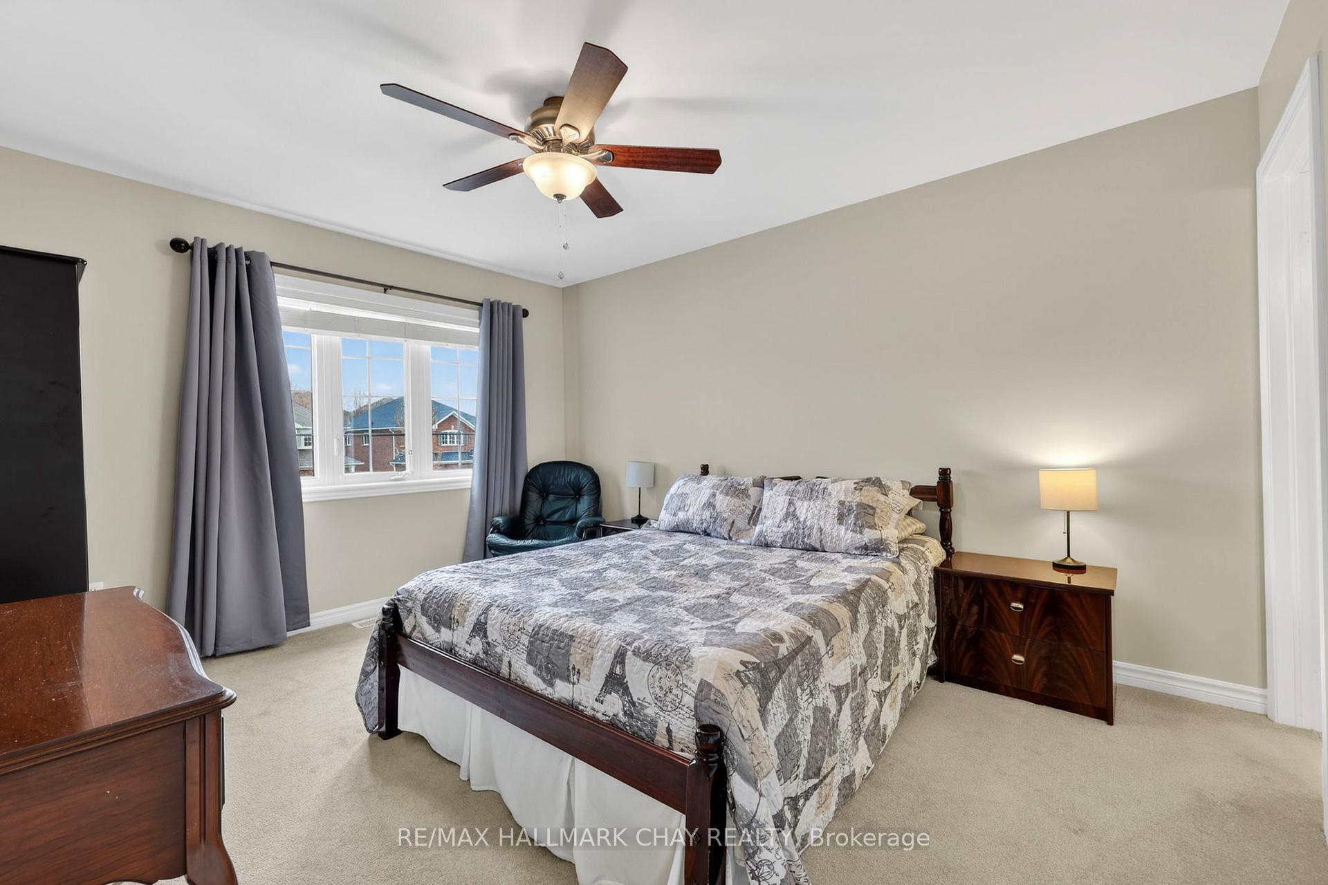 Photo 26 of 12 Orleans Avenue, Barrie, Innis-Shore — HOMEH
