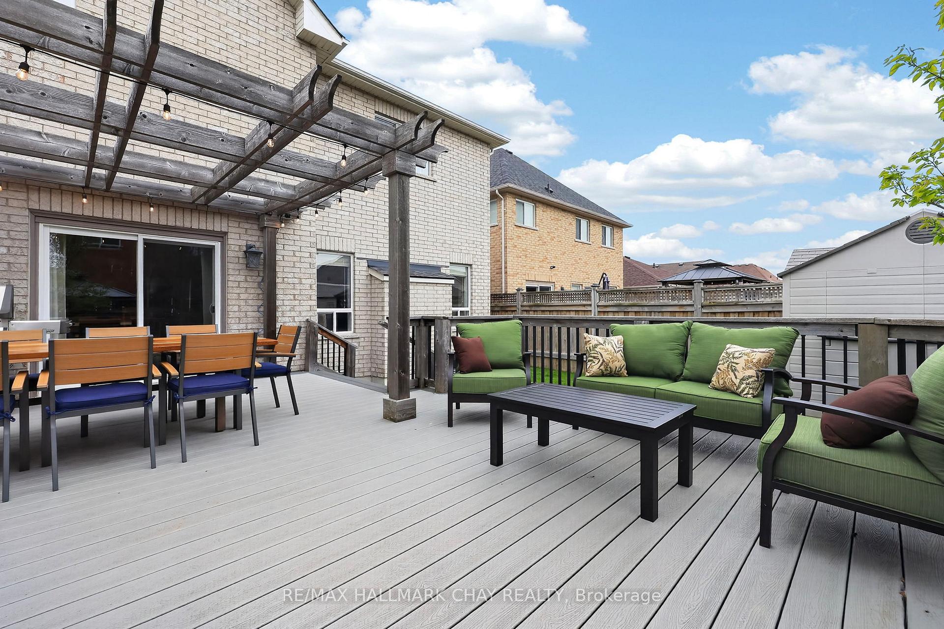 Photo 39 of 12 Orleans Avenue, Barrie, Innis-Shore — HOMEH