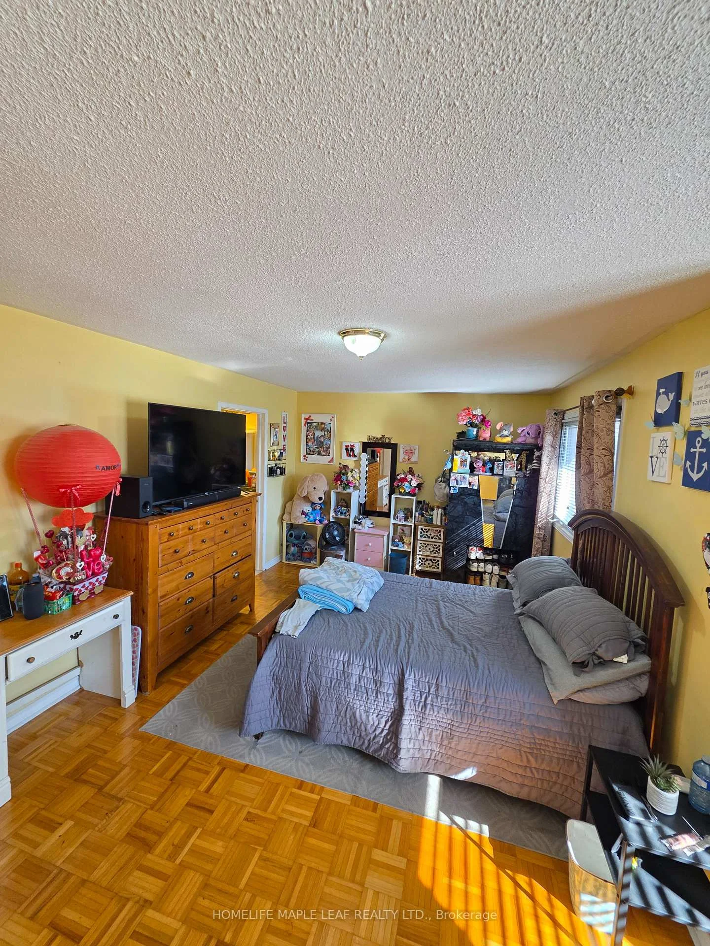 Photo 26 of 37 Coronation Circle, Brampton, Heart Lake West — HOMEH