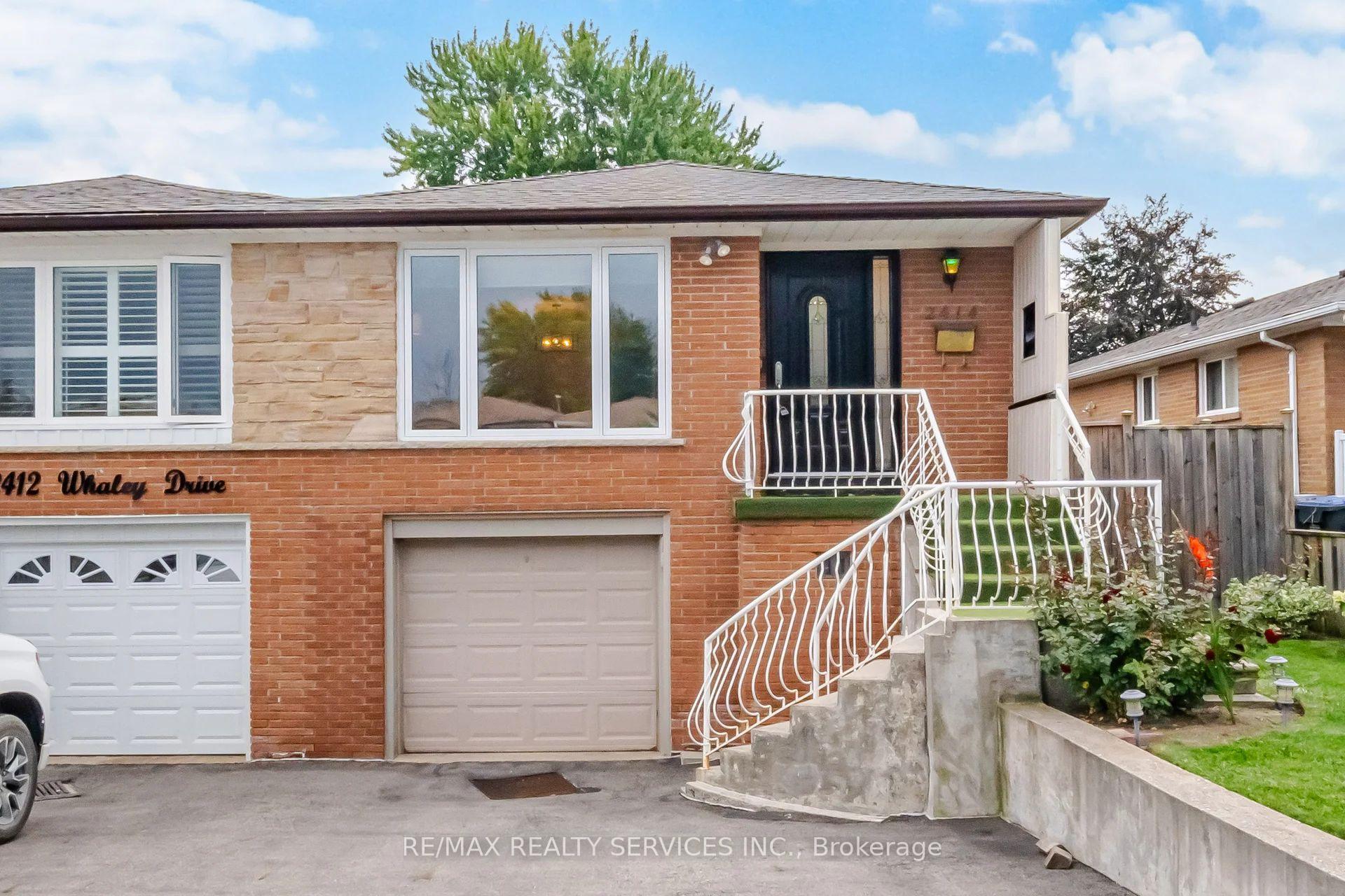 Photo 1 of 2414 Whaley Drive, Mississauga, Cooksville — HOMEH
