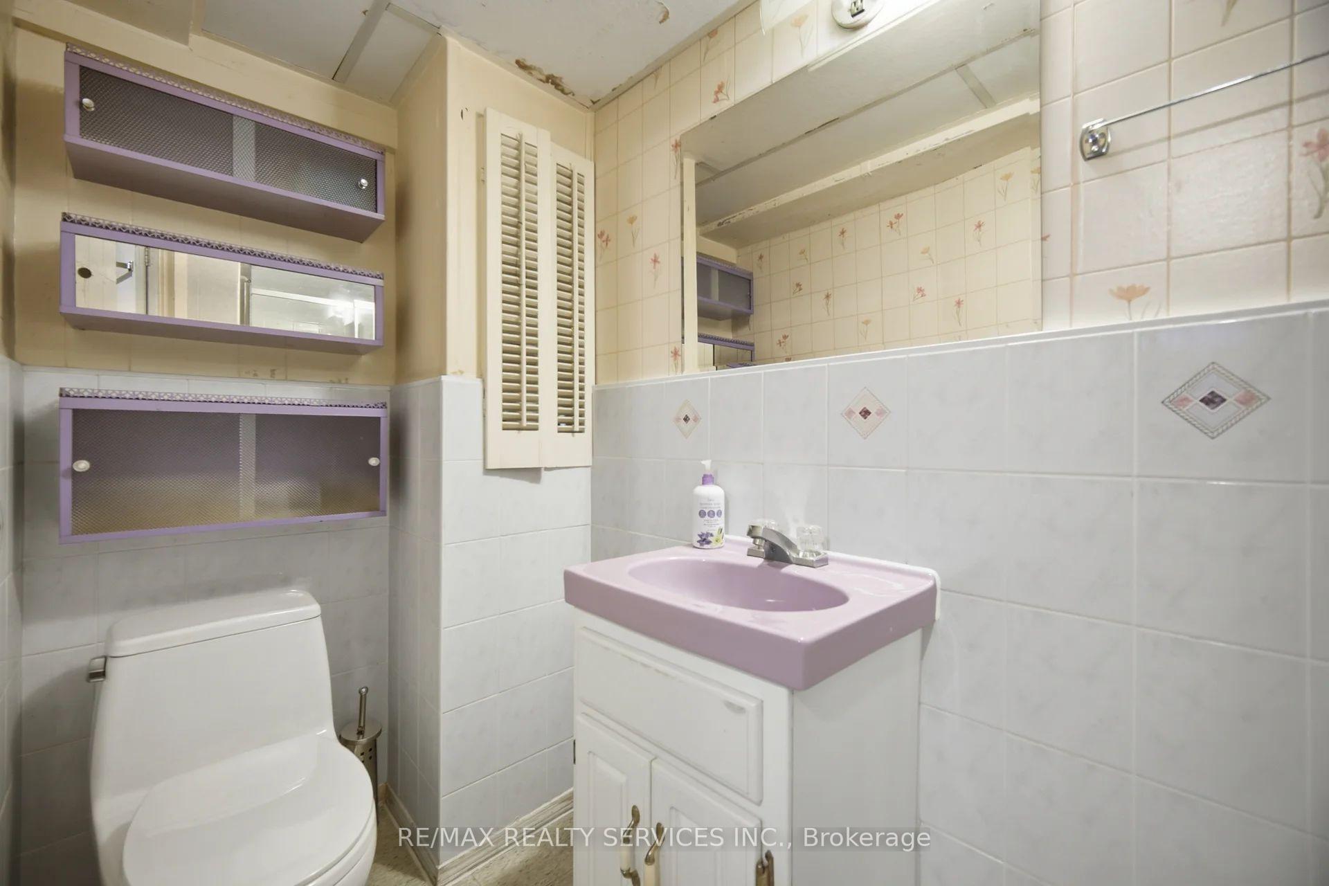 Photo 31 of 2414 Whaley Drive, Mississauga, Cooksville — HOMEH