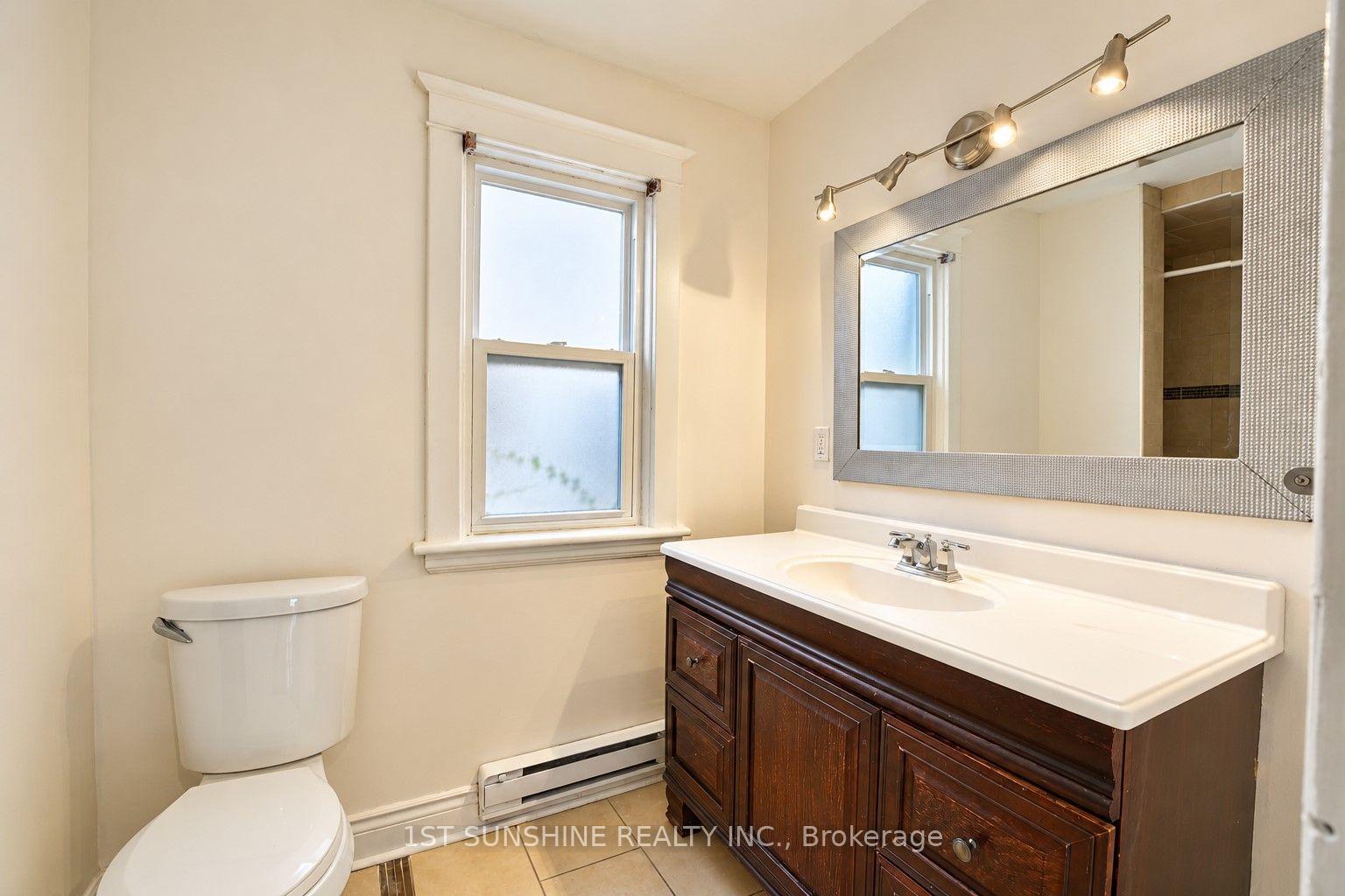 Photo 12 of 230 Duke Street, Hamilton, Kirkendall — HOMEH
