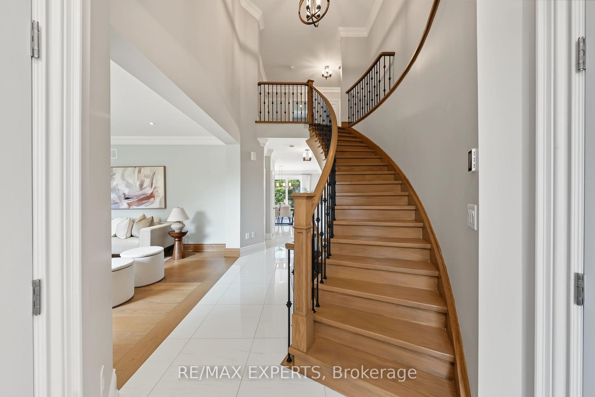 Photo 7 of 18 Gosling Road, Vaughan, Maple — HOMEH