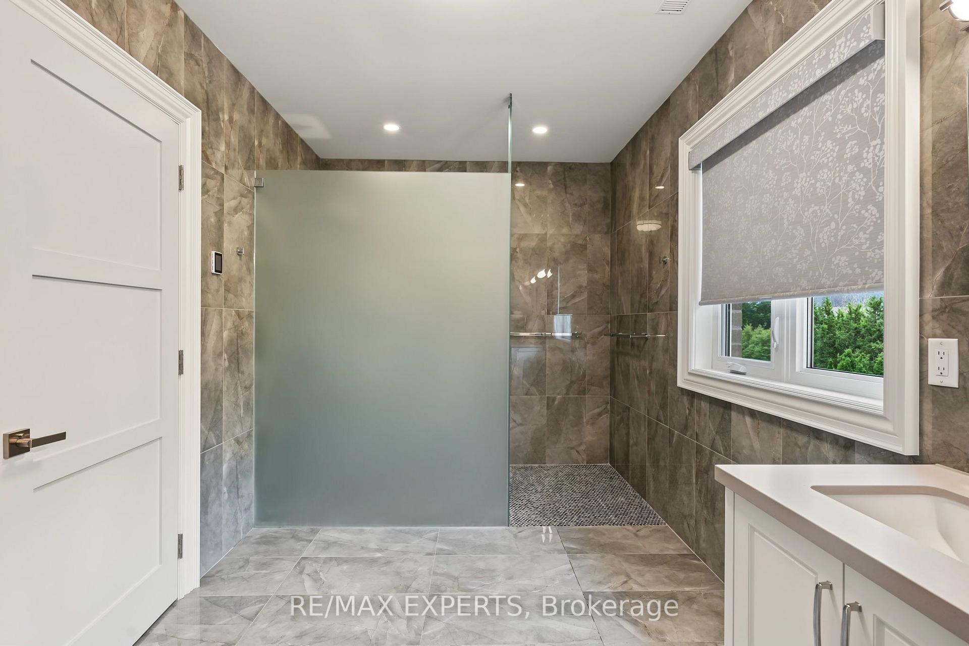 Photo 29 of 18 Gosling Road, Vaughan, Maple — HOMEH