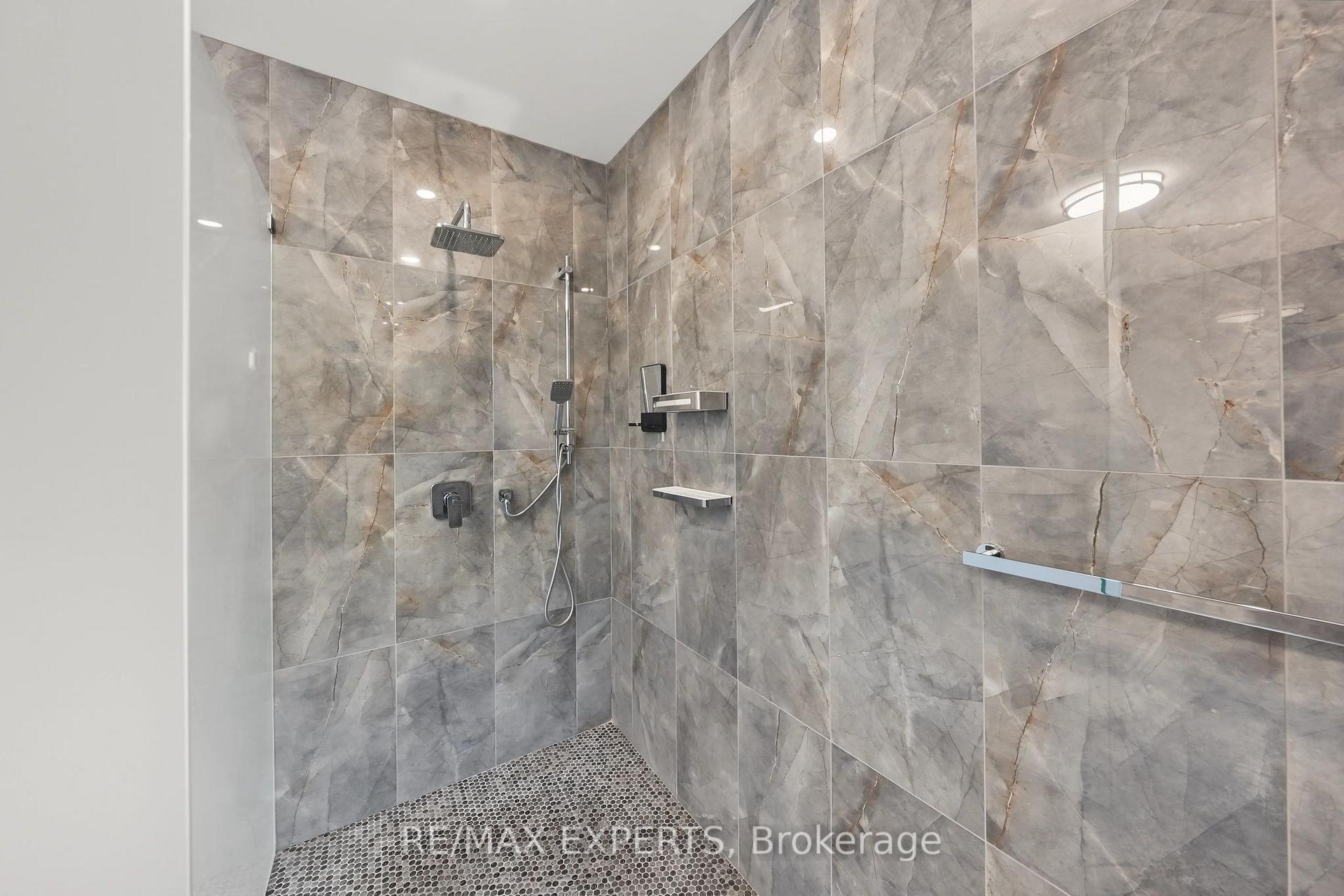 Photo 30 of 18 Gosling Road, Vaughan, Maple — HOMEH