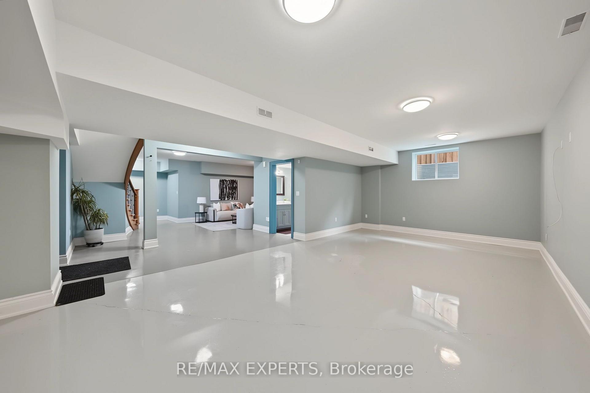 Photo 40 of 18 Gosling Road, Vaughan, Maple — HOMEH