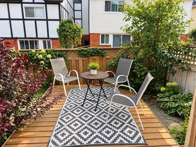 Photo 4 of 135 Ural Circle, Brampton, Sandringham-Wellington — HOMEH