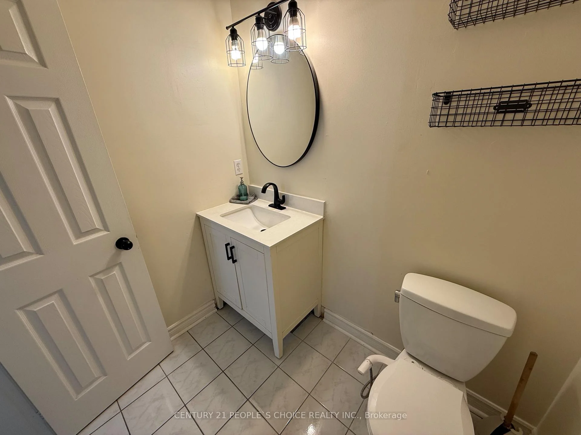 Photo 34 of 135 Ural Circle, Brampton, Sandringham-Wellington — HOMEH