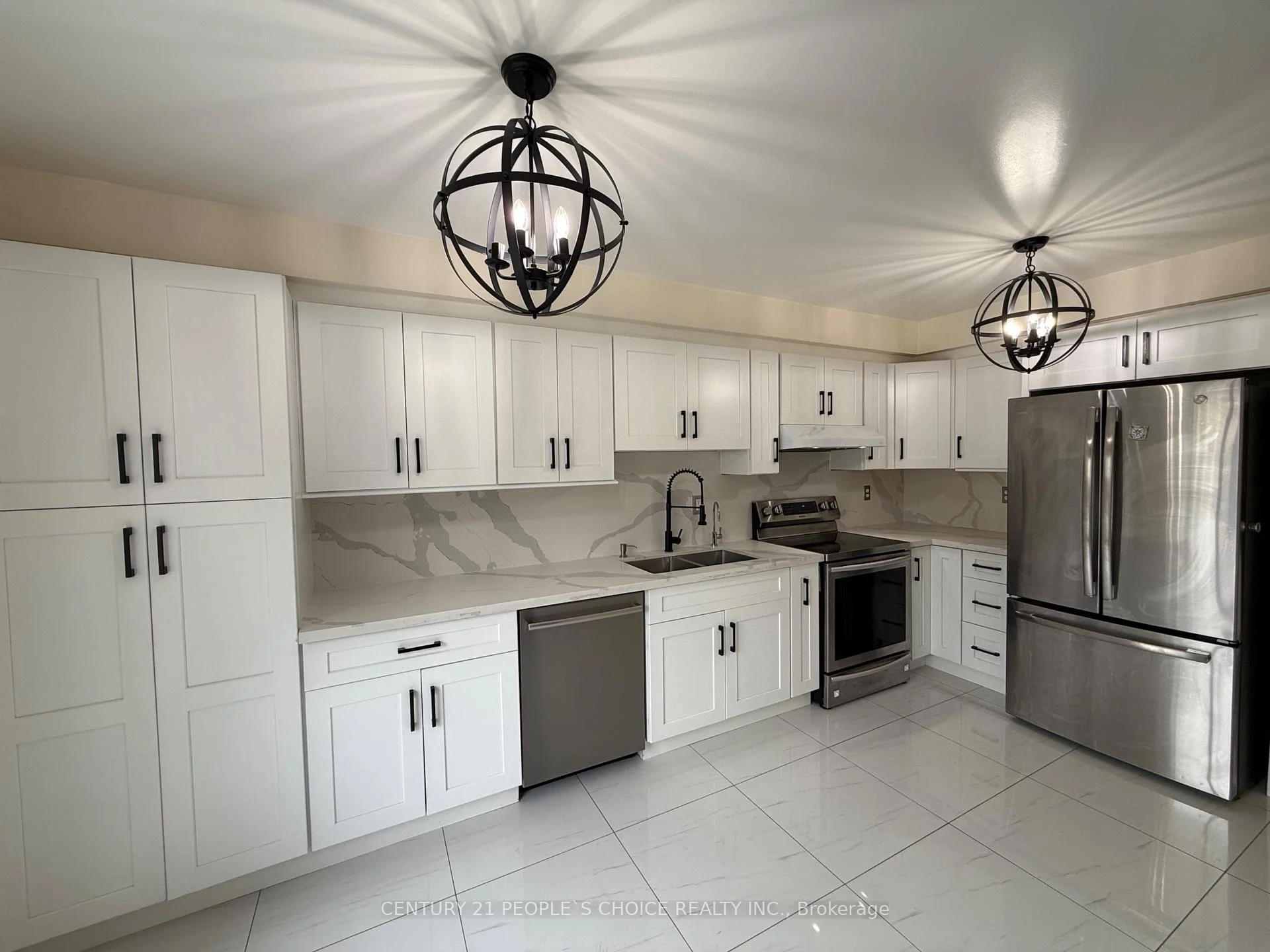 Photo 41 of 135 Ural Circle, Brampton, Sandringham-Wellington — HOMEH