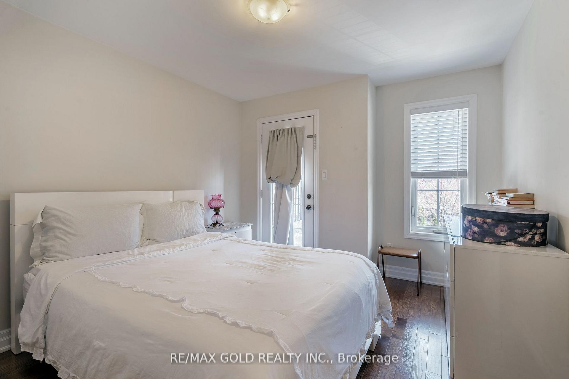 Photo 34 of 54 Robert Berry Crescent, King, King City — HOMEH