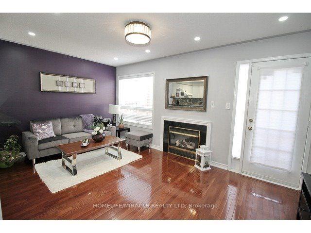 Photo 4 of 3157 Bentley Drive, Mississauga, Churchill Meadows — HOMEH