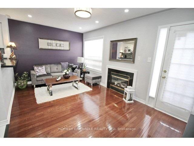 Photo 8 of 3157 Bentley Drive, Mississauga, Churchill Meadows — HOMEH