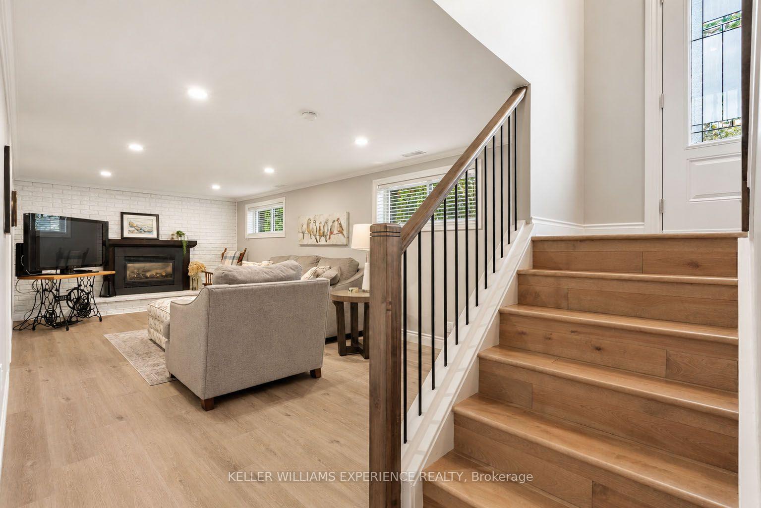 Photo 35 of 11 Barbara Avenue, Oro-Medonte, Rural Oro-Medonte — HOMEH