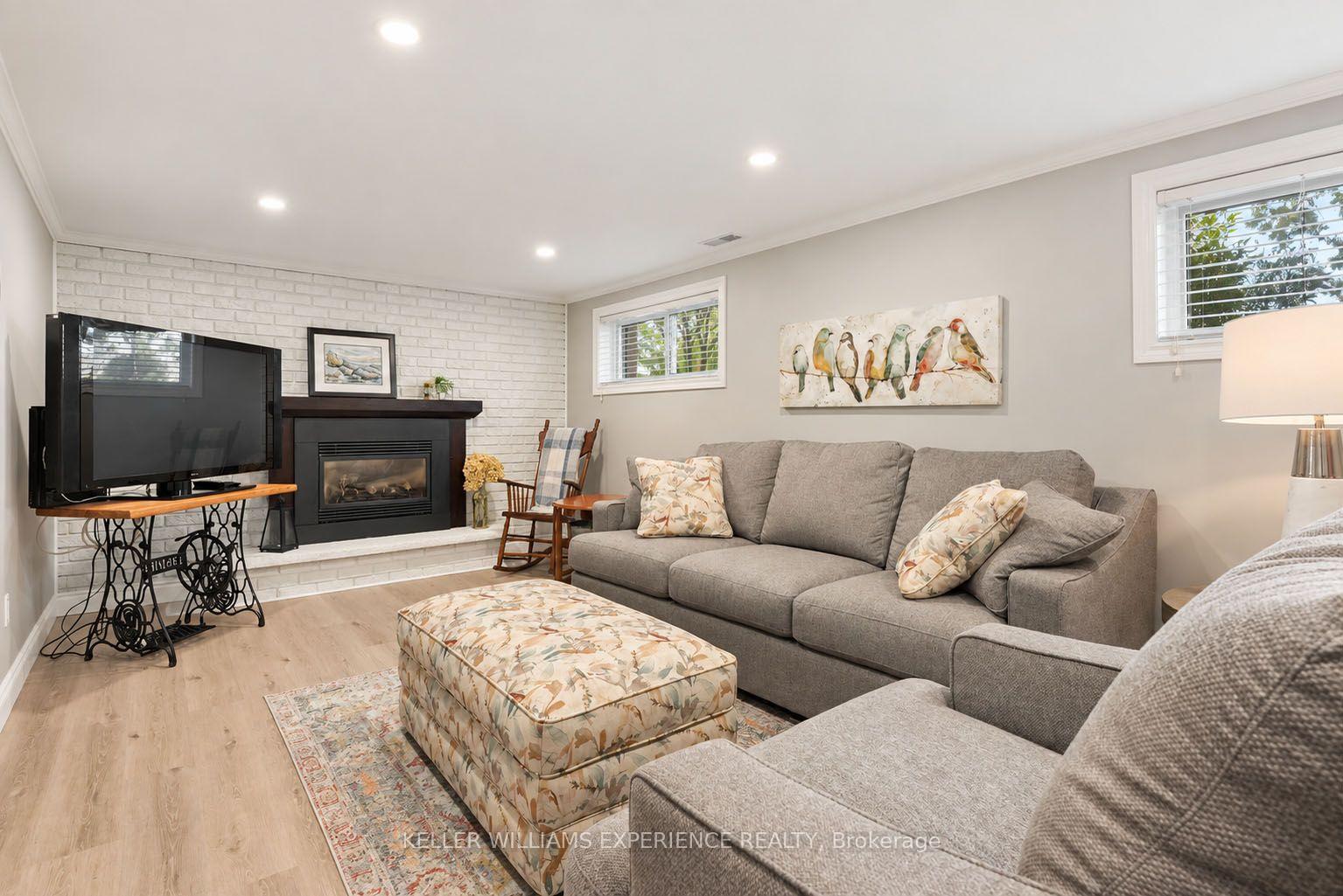 Photo 40 of 11 Barbara Avenue, Oro-Medonte, Rural Oro-Medonte — HOMEH