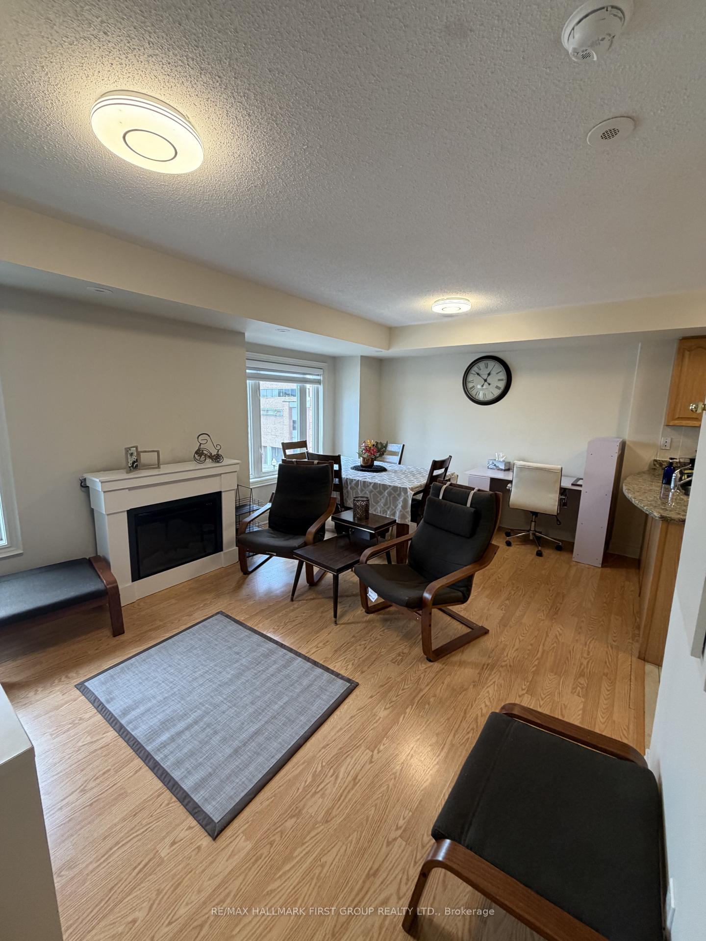 Photo 2 of Unit 280, 306 John Street, Markham, Aileen-Willowbrook — HOMEH