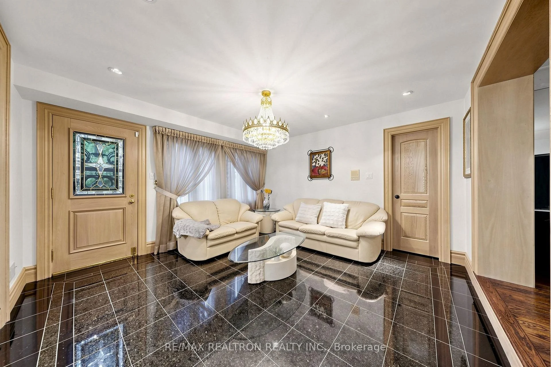 Photo 30 of 31 Arjay Crescent, North York, Bridle Path-Sunnybrook-York Mills — HOMEH