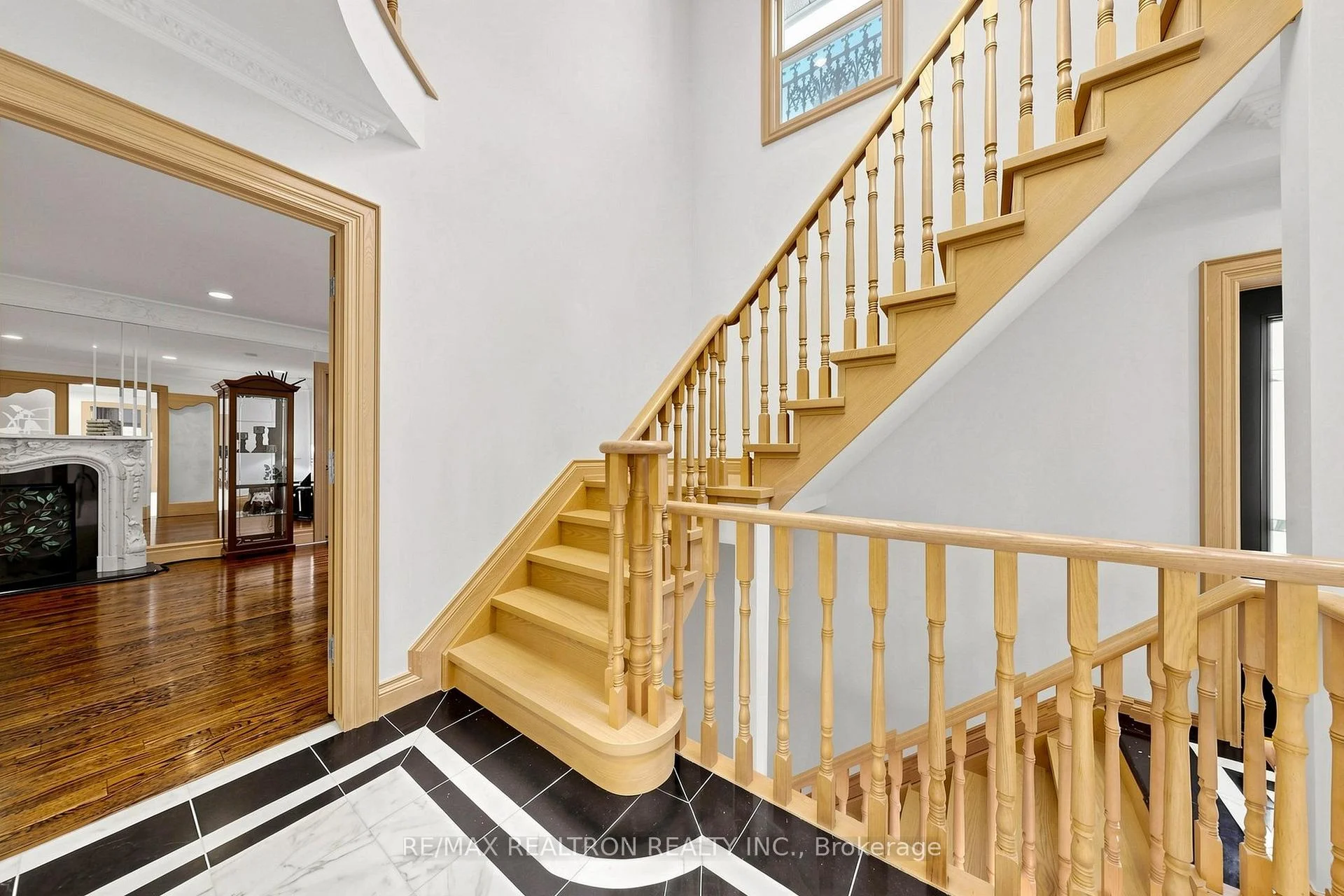 Photo 35 of 31 Arjay Crescent, North York, Bridle Path-Sunnybrook-York Mills — HOMEH