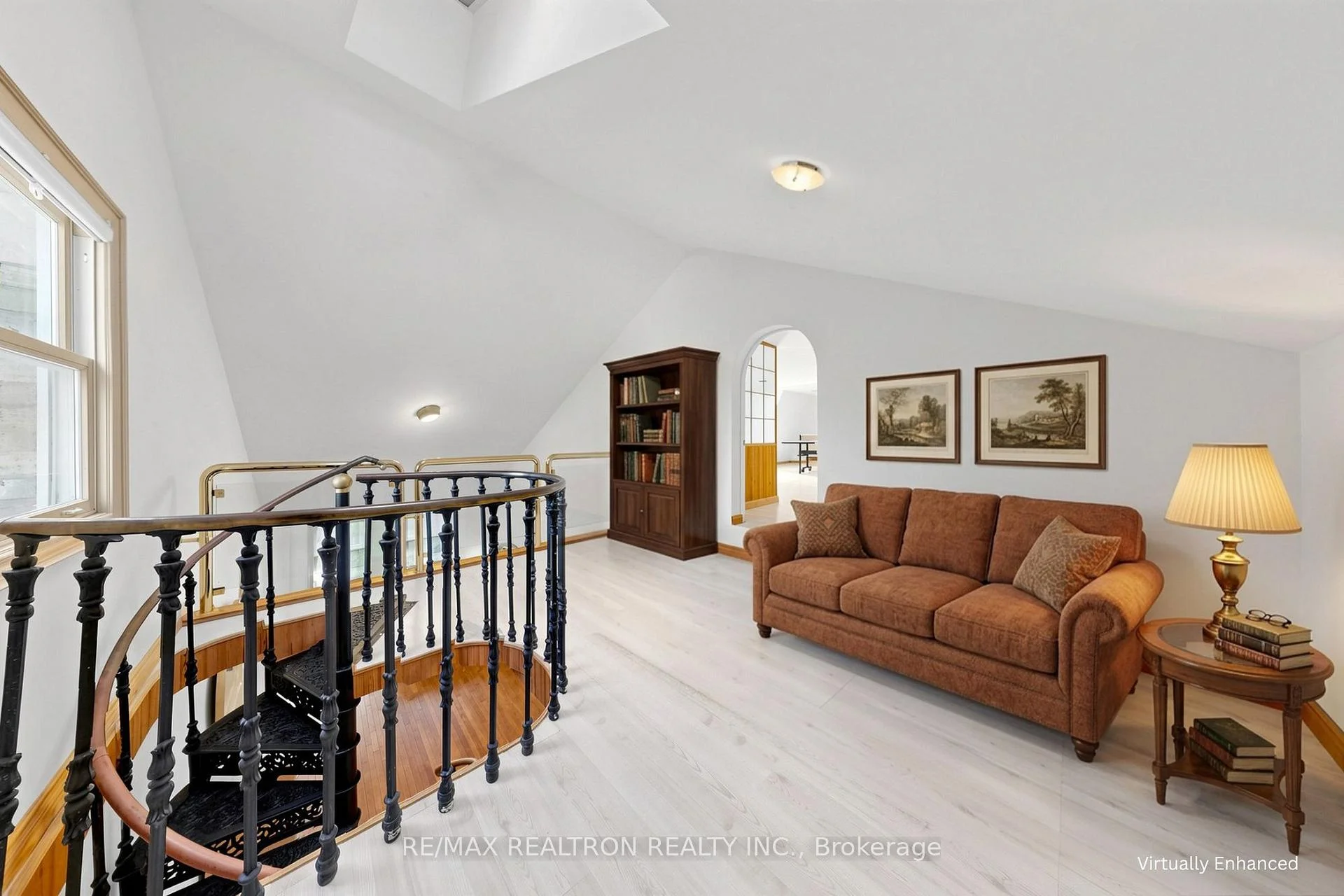 Photo 44 of 31 Arjay Crescent, North York, Bridle Path-Sunnybrook-York Mills — HOMEH