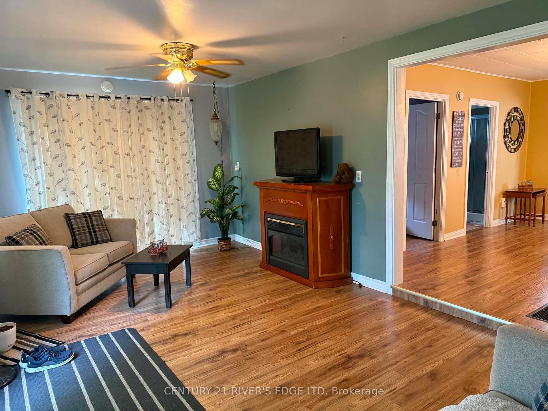 Photo 4 of 5200 Aultsville Road, South Stormont, South Stormont (Osnabruck) Twp — HOMEH