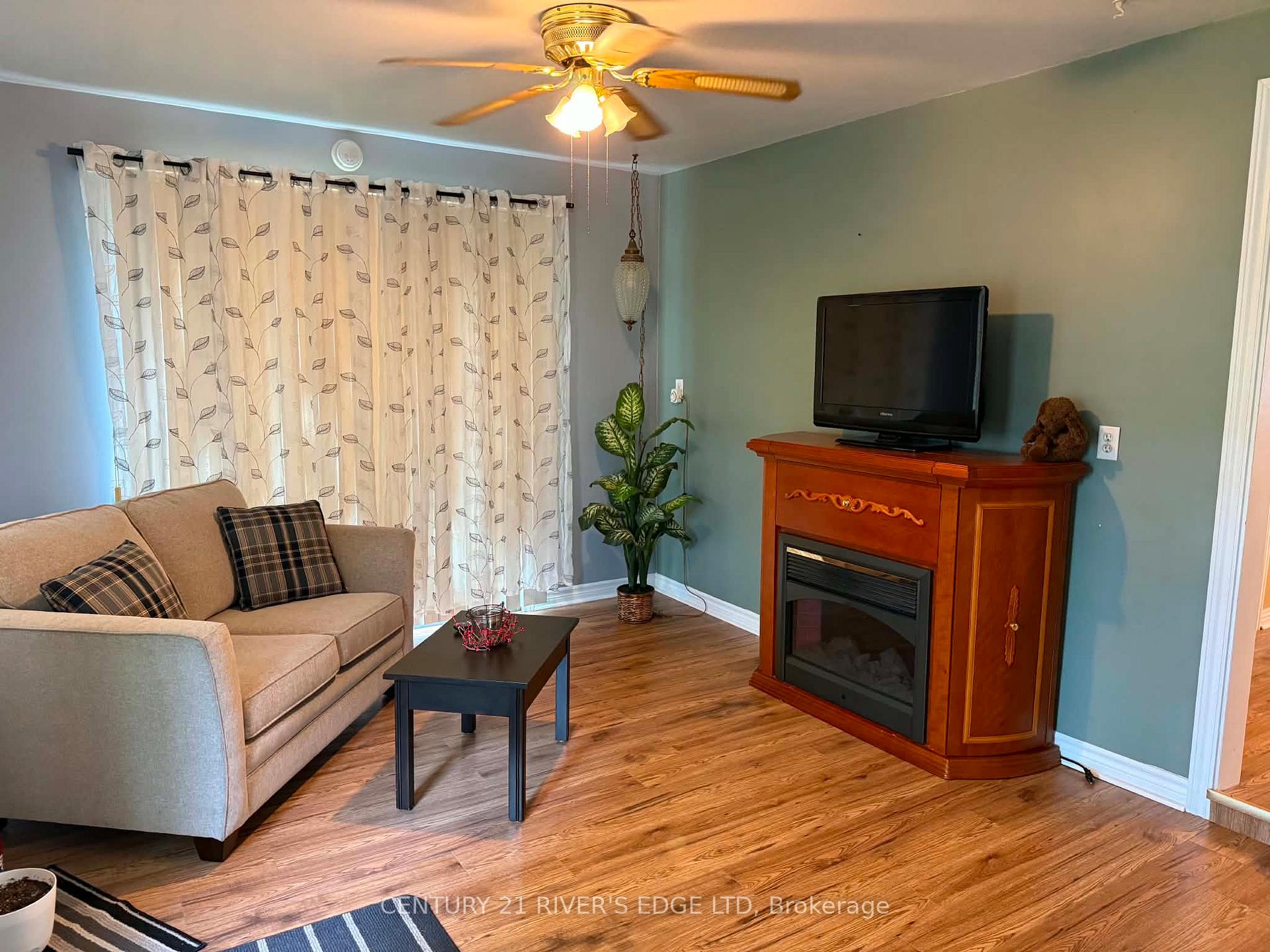 Photo 7 of 5200 Aultsville Road, South Stormont, South Stormont (Osnabruck) Twp — HOMEH