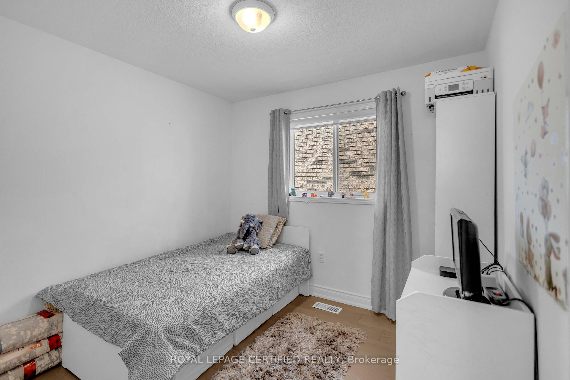 Photo 10 of 50 Briarose Place, Hamilton, Mountview — HOMEH