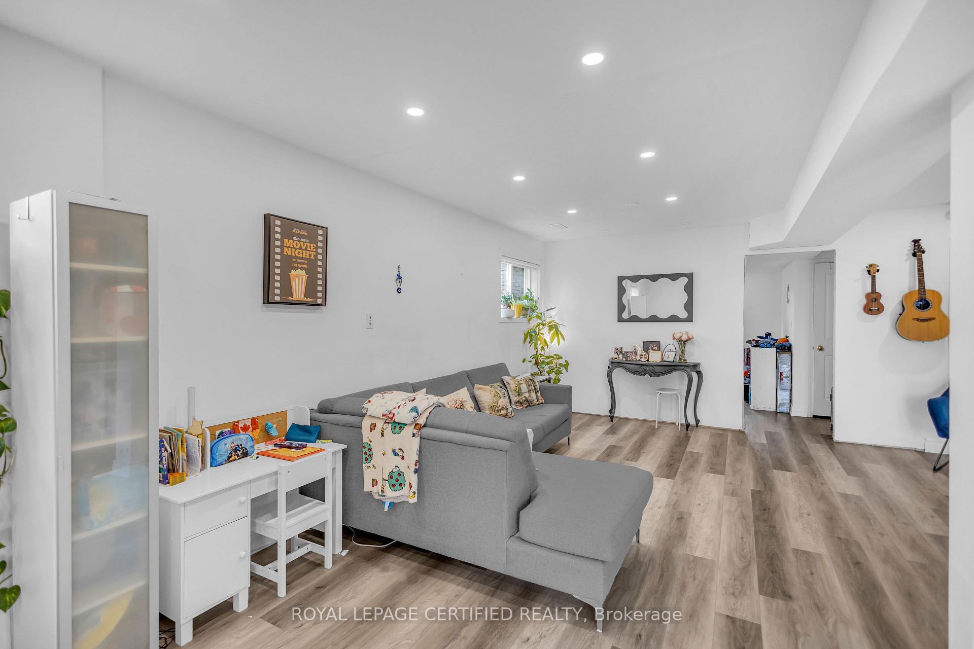 Photo 16 of 50 Briarose Place, Hamilton, Mountview — HOMEH