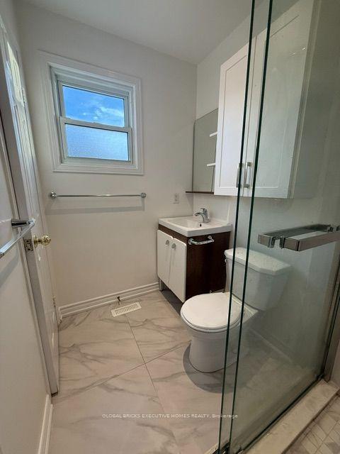 Photo 7 of Unit Upper, 66 Foundry Crescent, Markham, Raymerville — HOMEH
