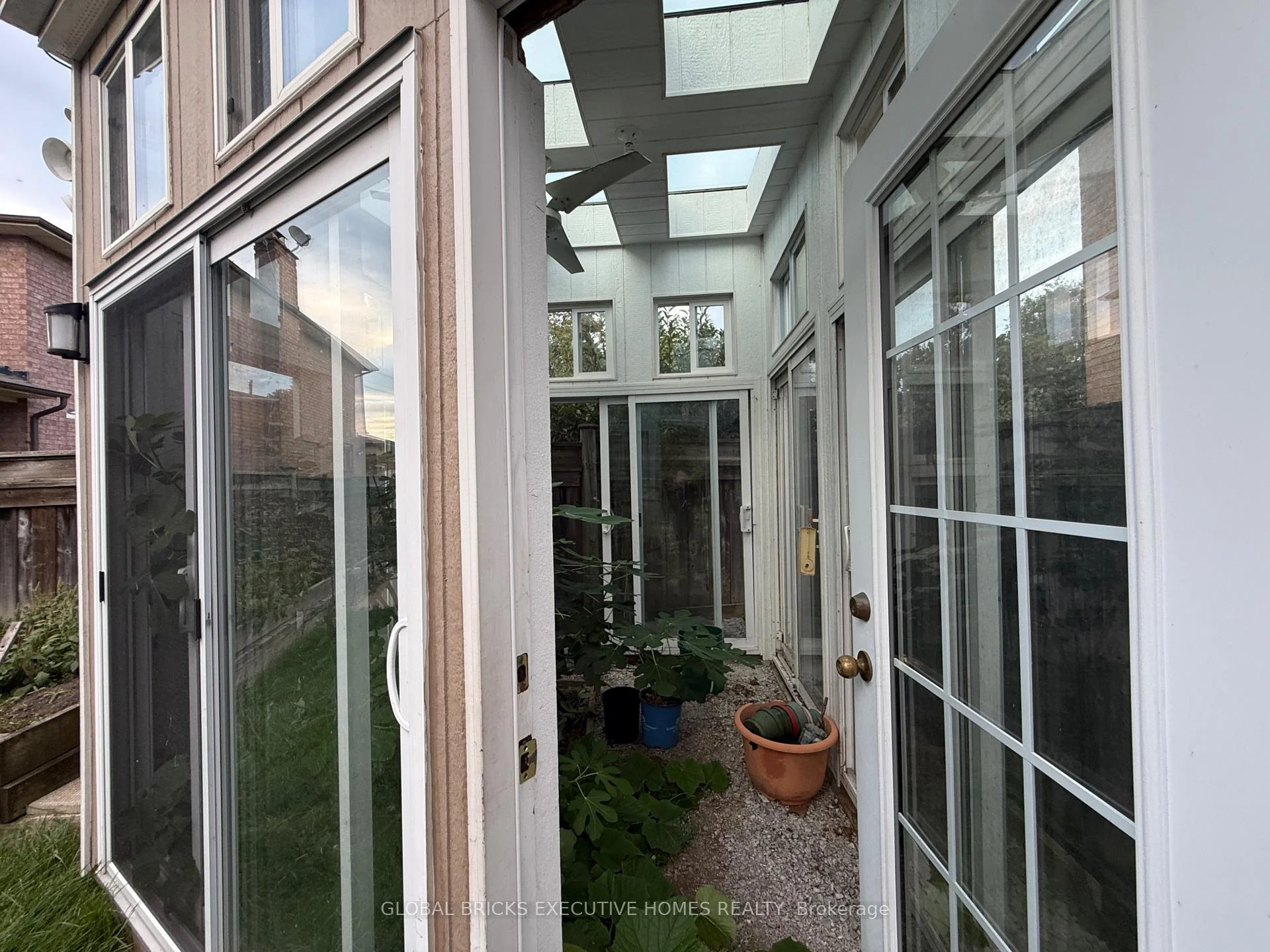 Photo 23 of Unit Upper, 66 Foundry Crescent, Markham, Raymerville — HOMEH